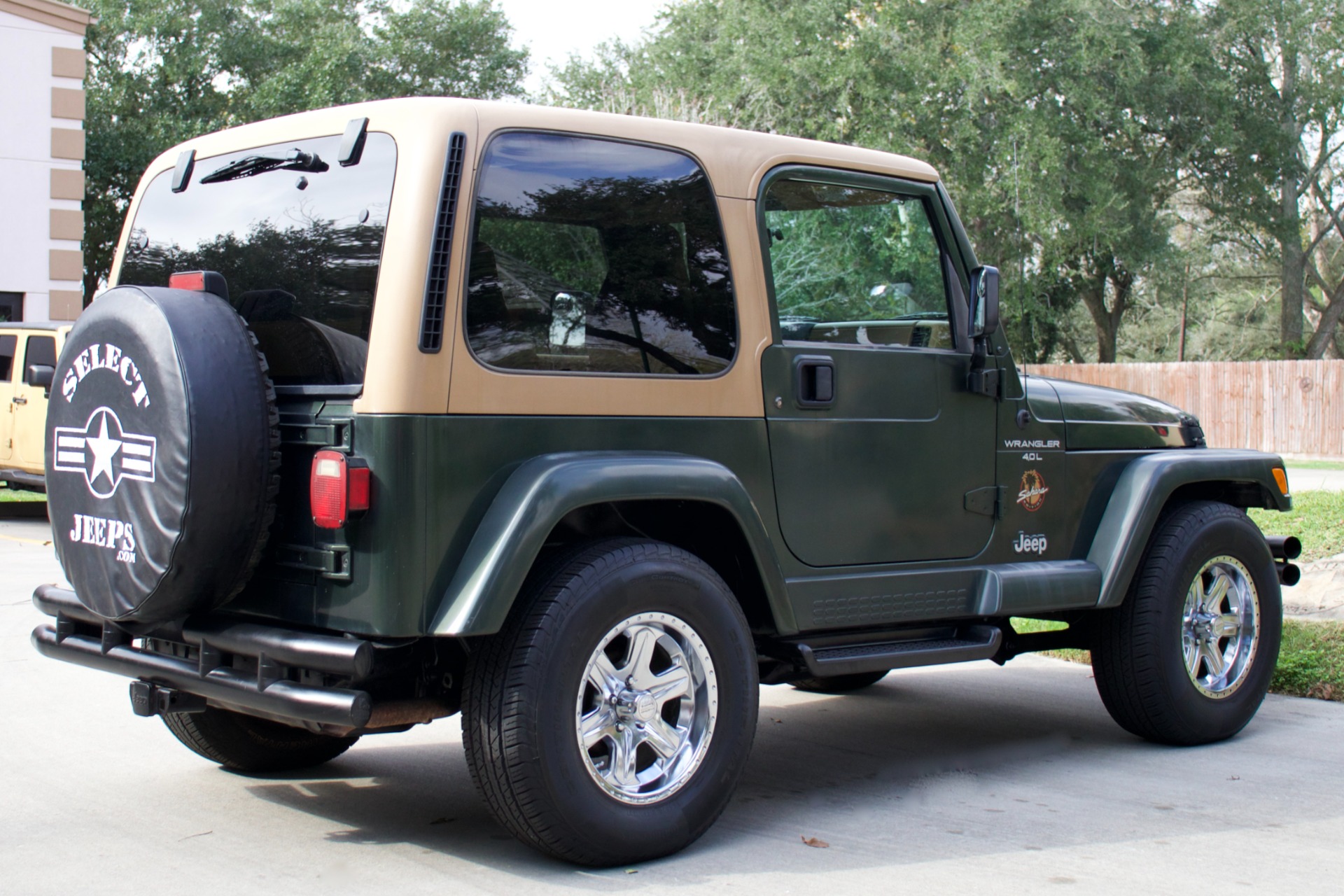 Used-1998-Jeep-Wrangler-Sahara