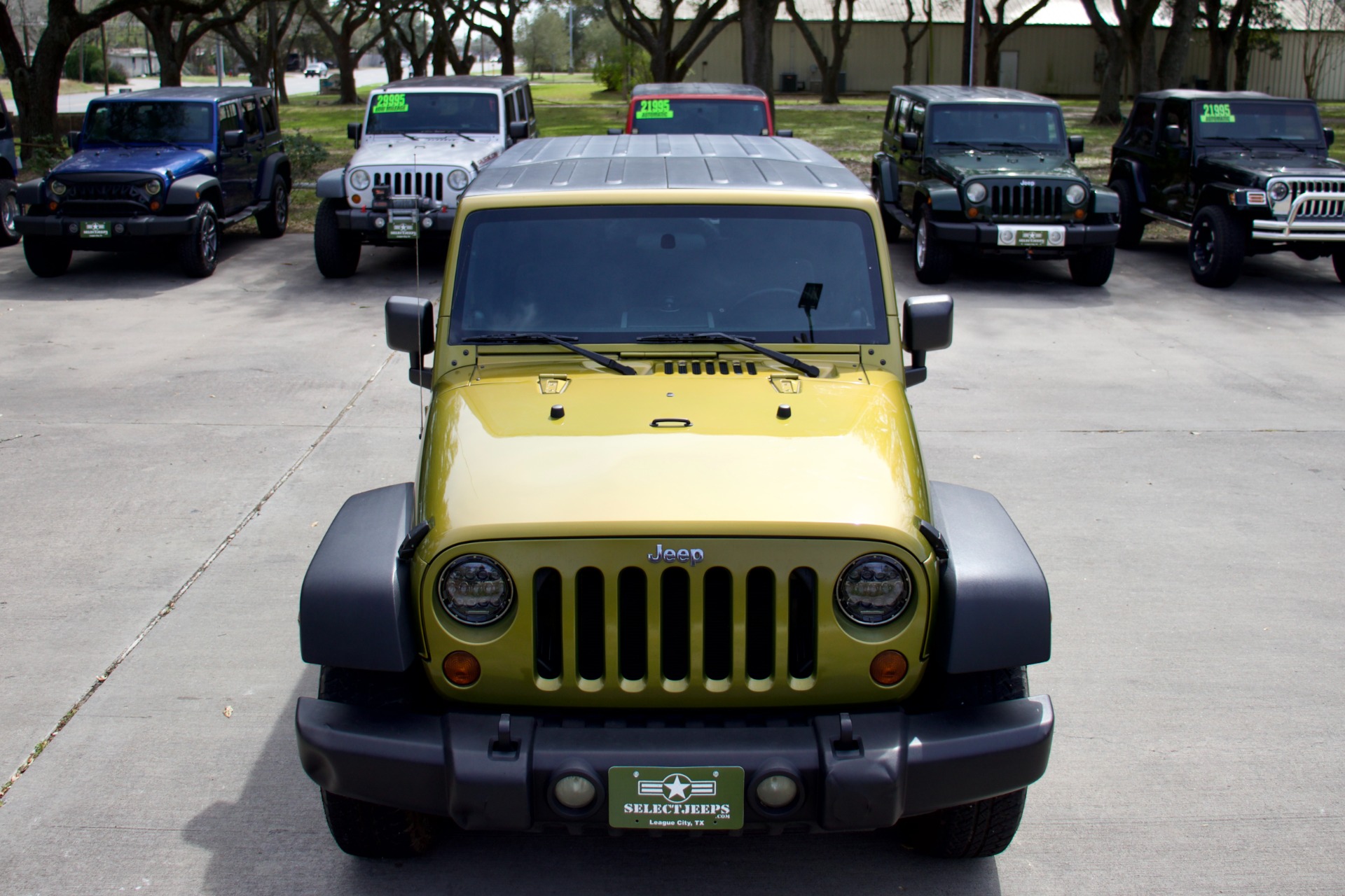 Used-2008-Jeep-Wrangler-Unlimited-X