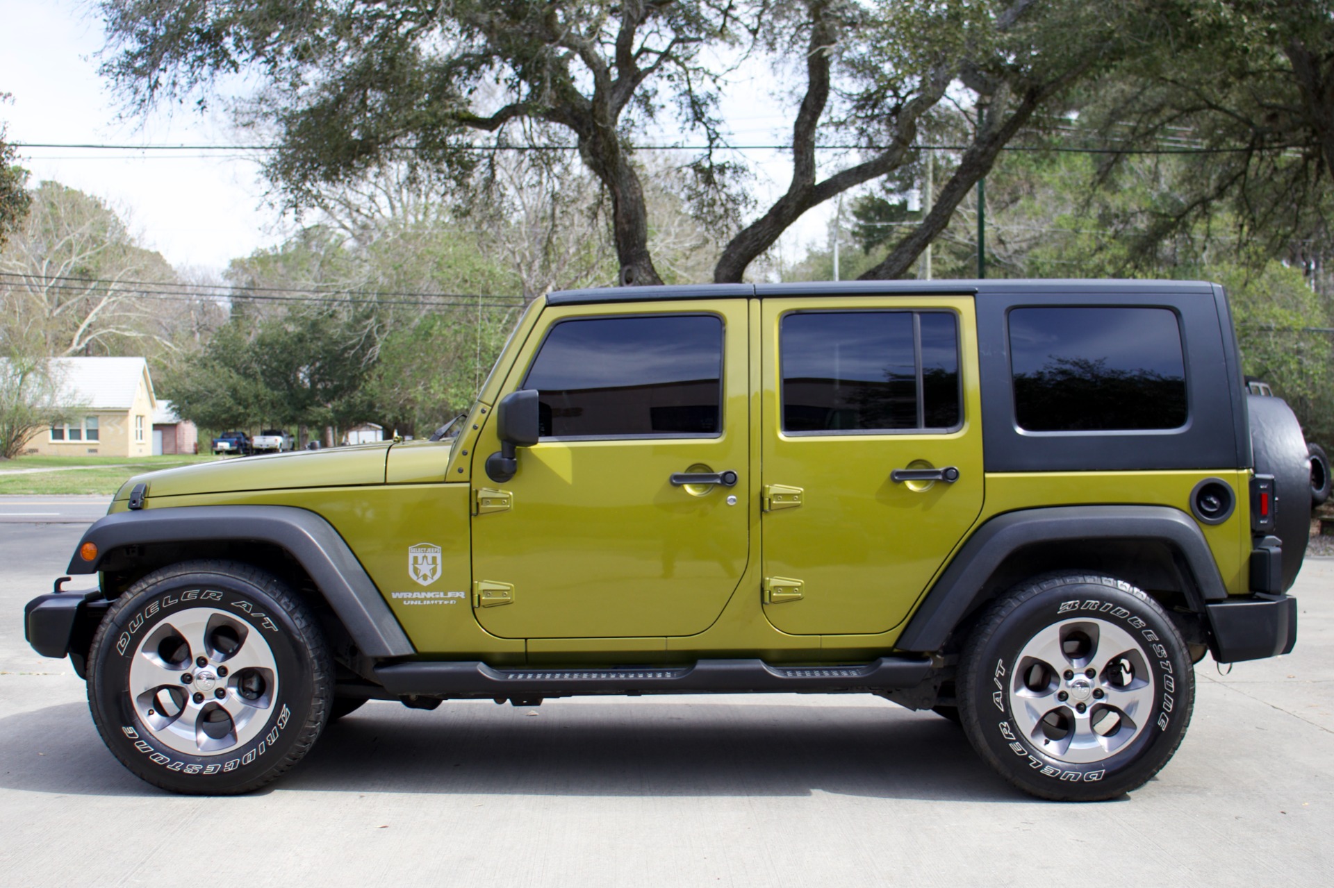 Used-2008-Jeep-Wrangler-Unlimited-X