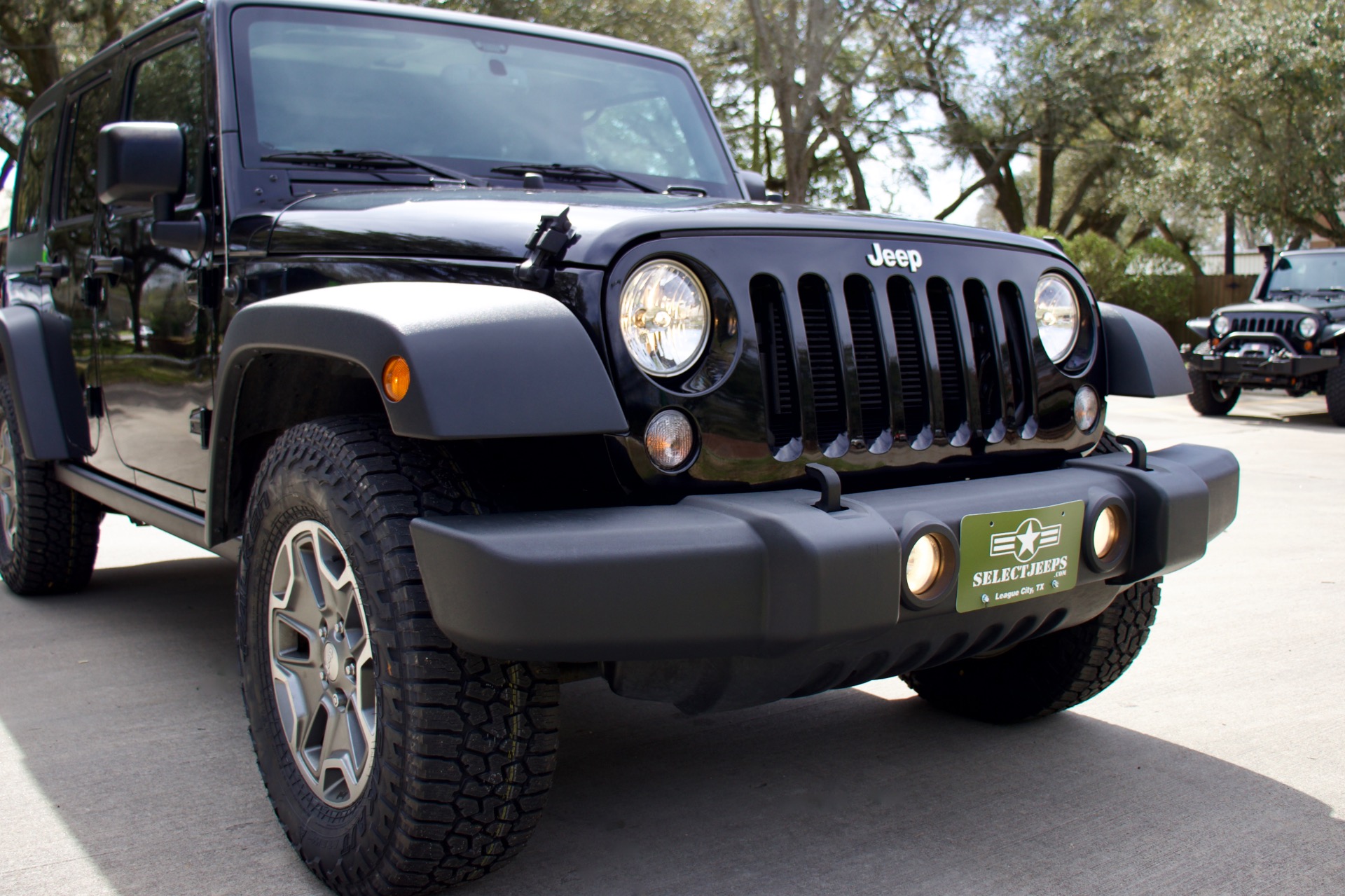 Used-2015-Jeep-Wrangler-Unlimited-Sport