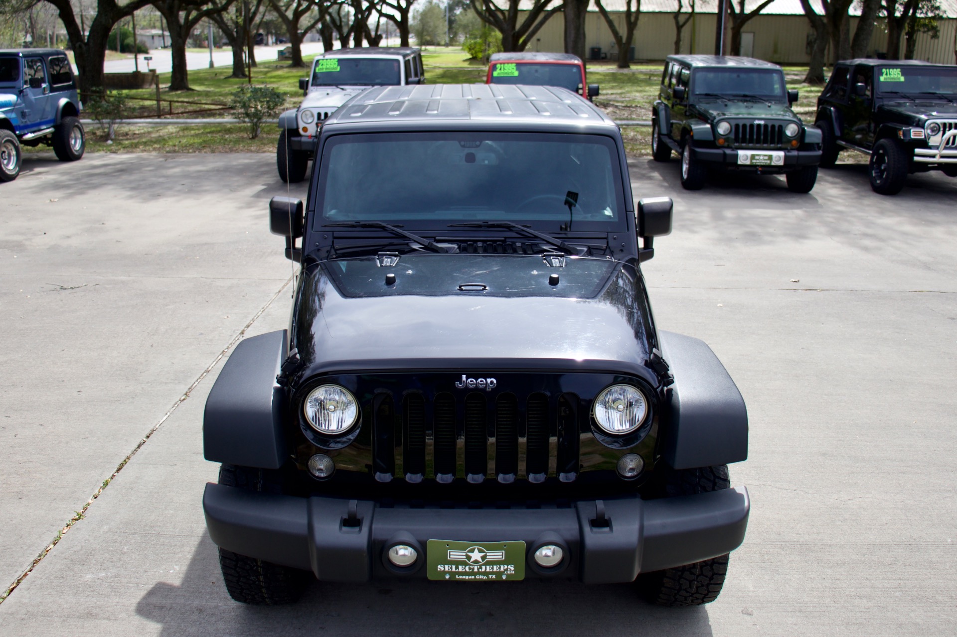 Used-2015-Jeep-Wrangler-Unlimited-Sport