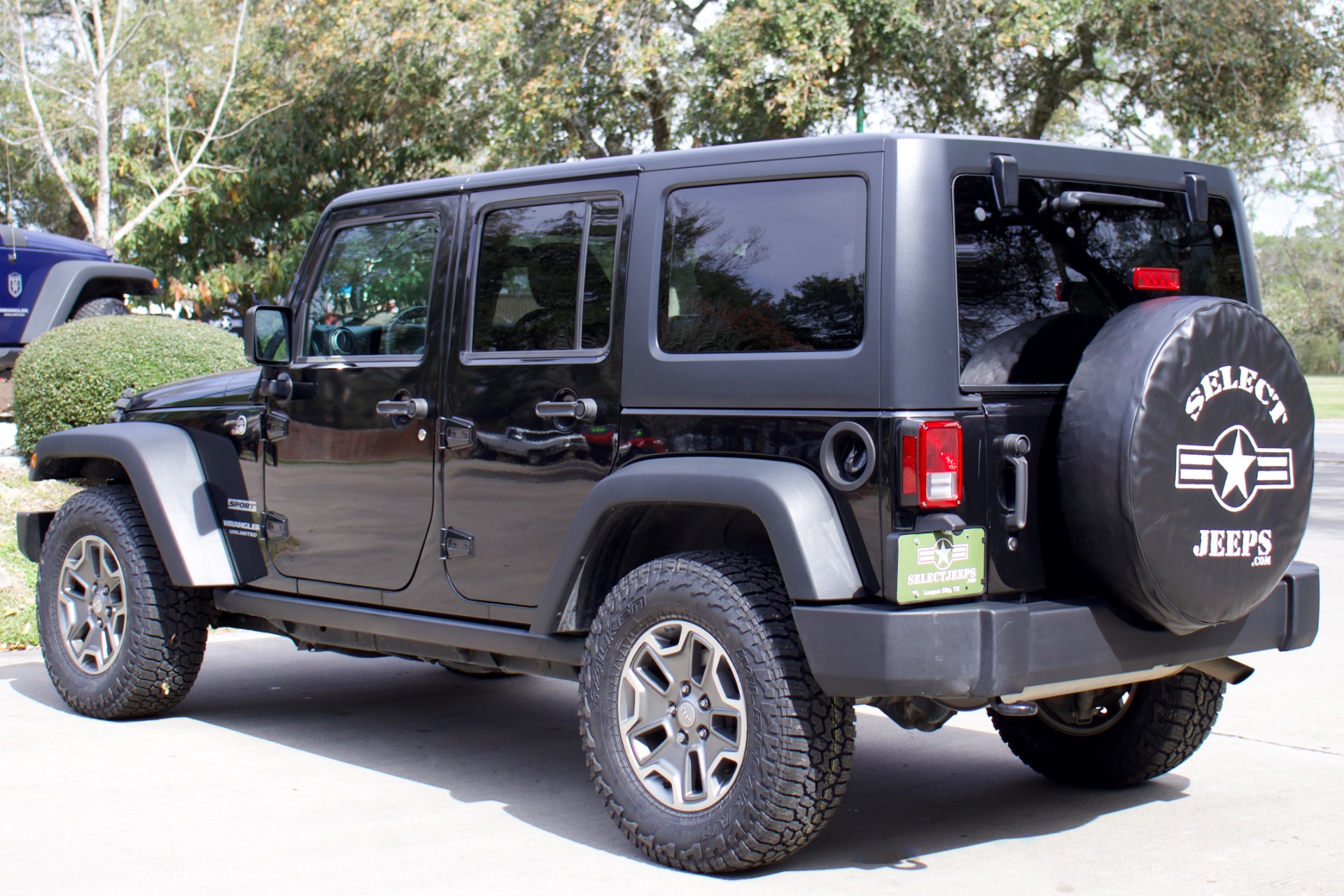 Used-2015-Jeep-Wrangler-Unlimited-Sport