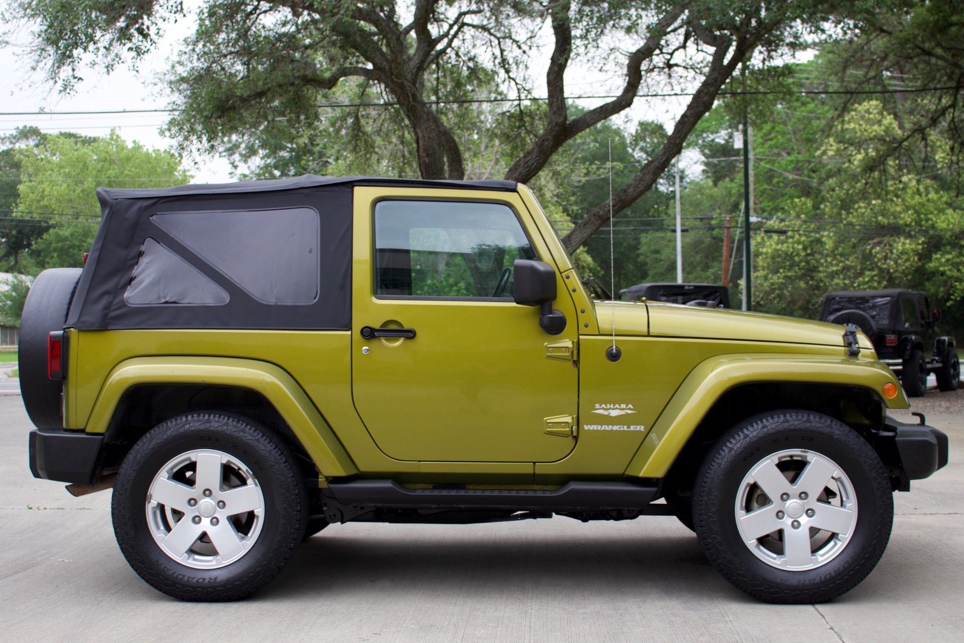 Used-2007-Jeep-Wrangler-Sahara