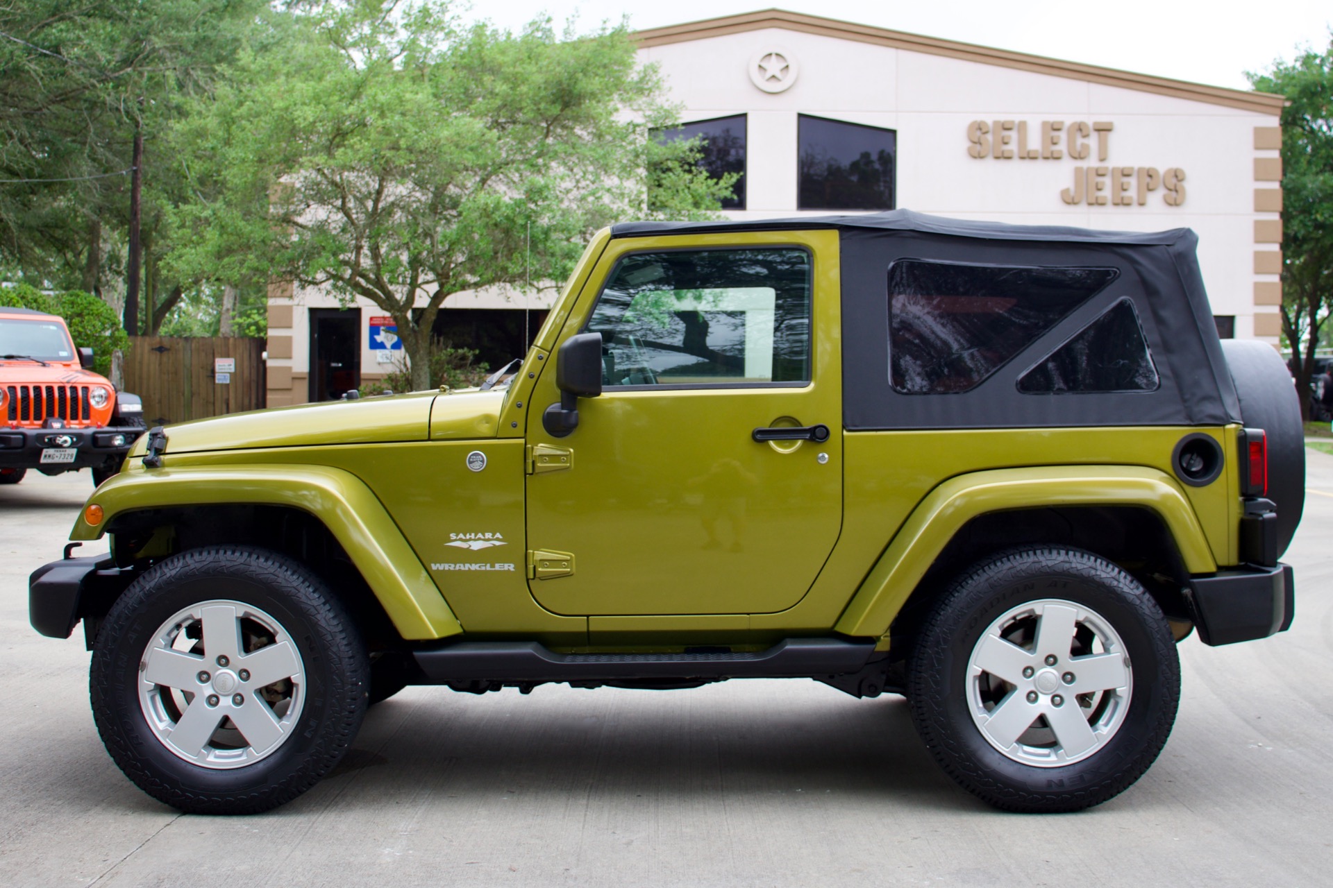 Used-2007-Jeep-Wrangler-Sahara