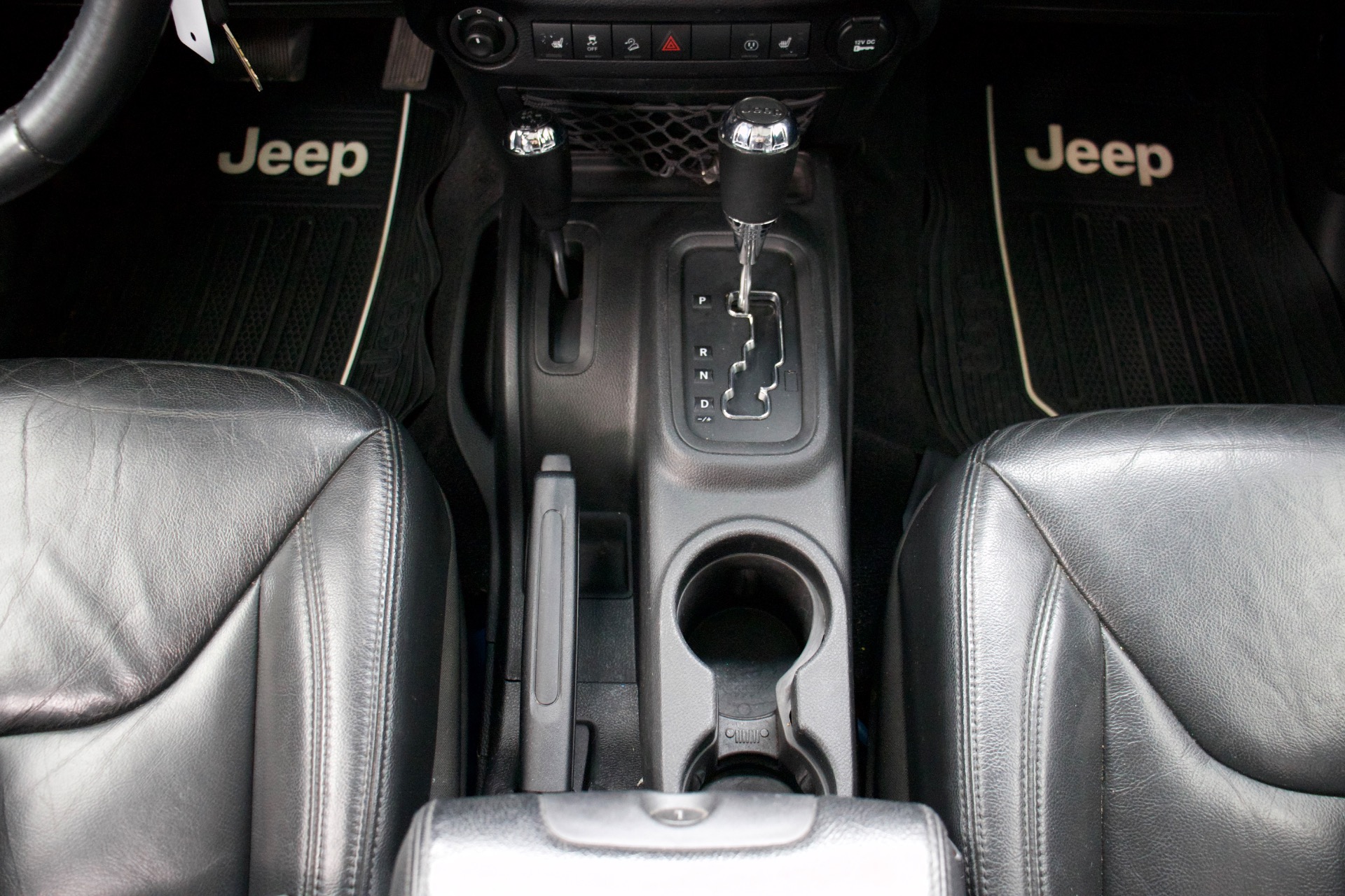 Used-2015-Jeep-Wrangler-Unlimited-Altitude-Altitude