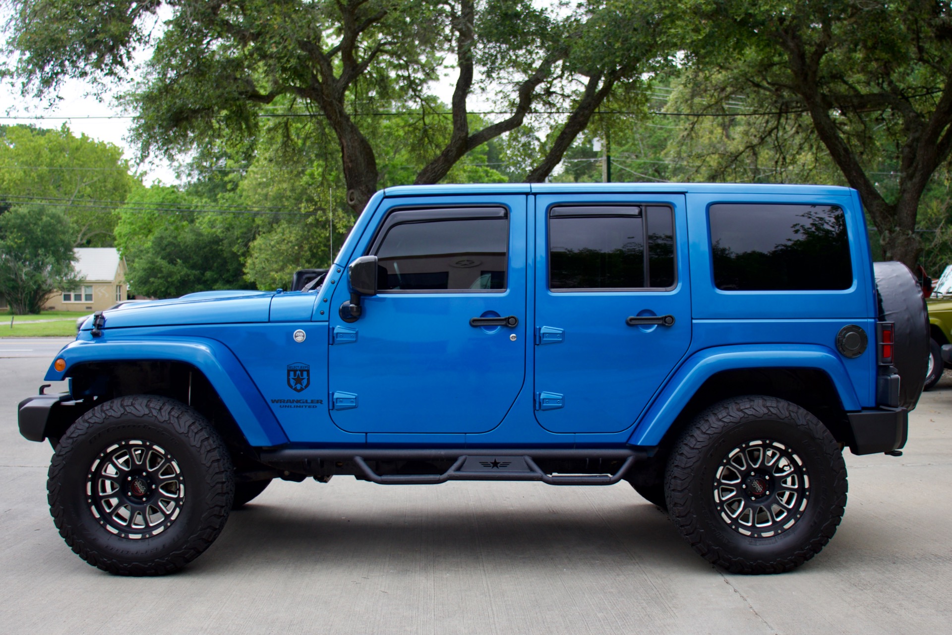 Used-2015-Jeep-Wrangler-Unlimited-Altitude-Altitude