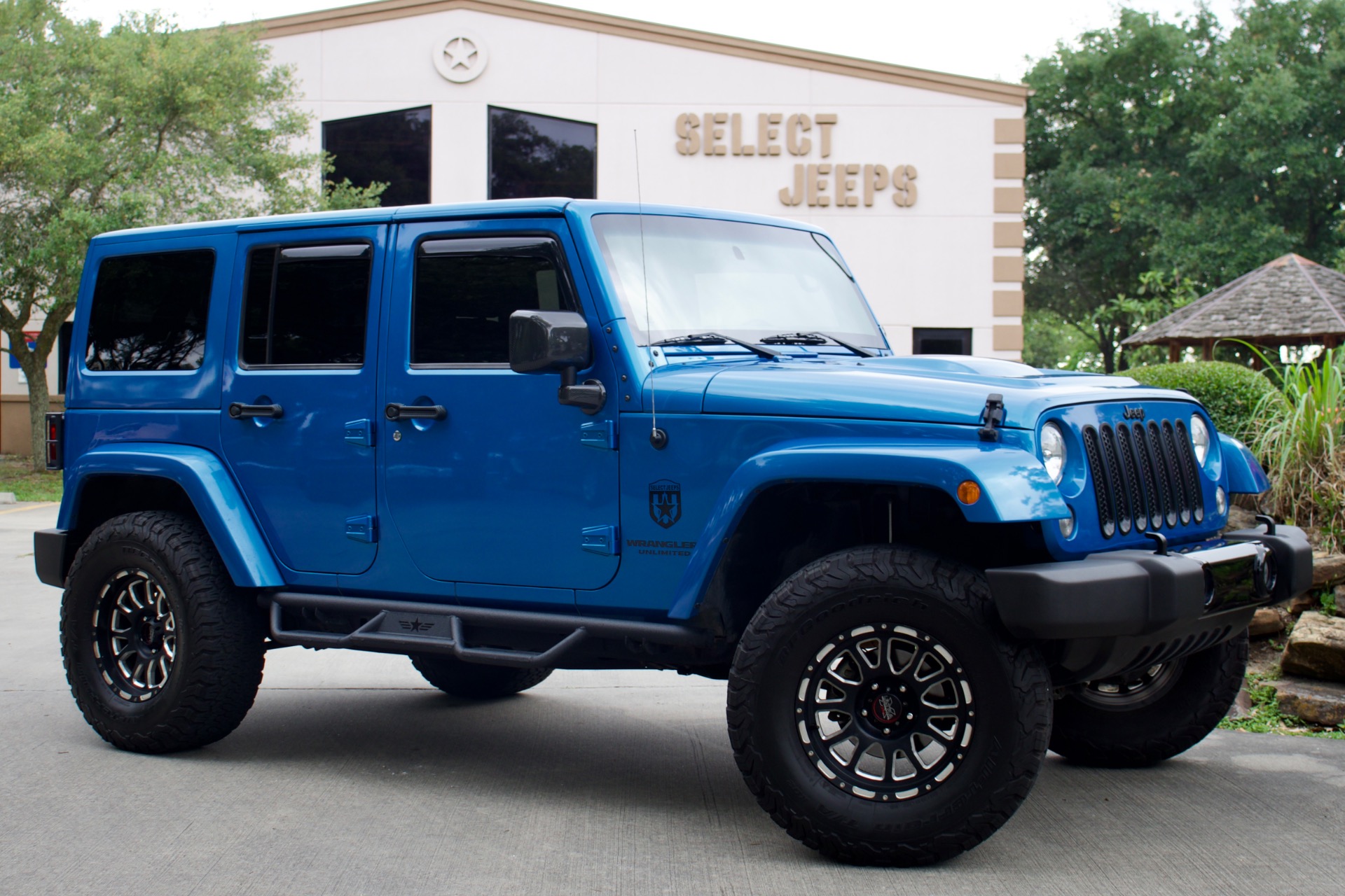 Used-2015-Jeep-Wrangler-Unlimited-Altitude-Altitude