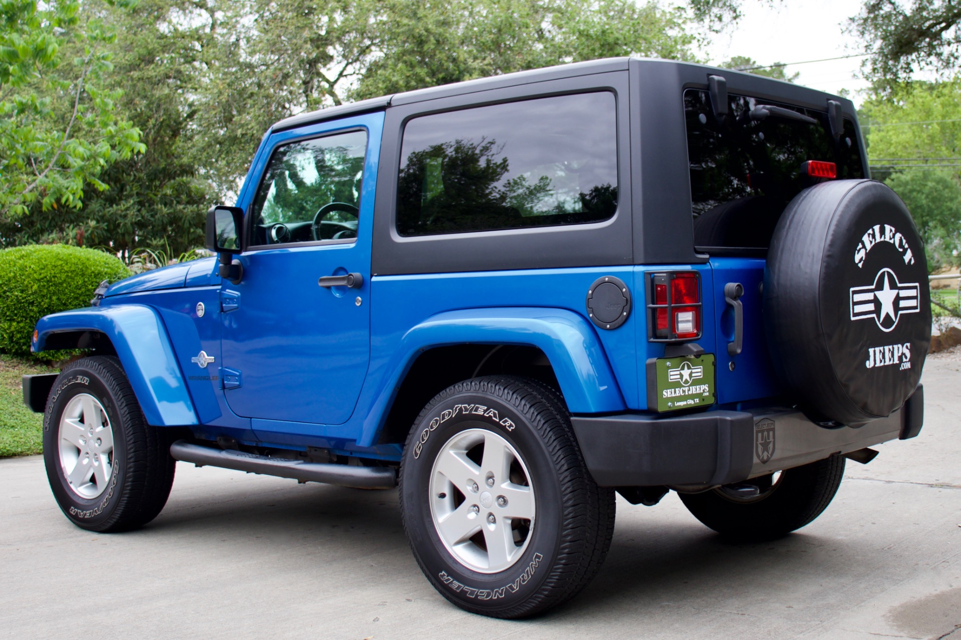 Used-2014-Jeep-Wrangler-Freedom-Edition