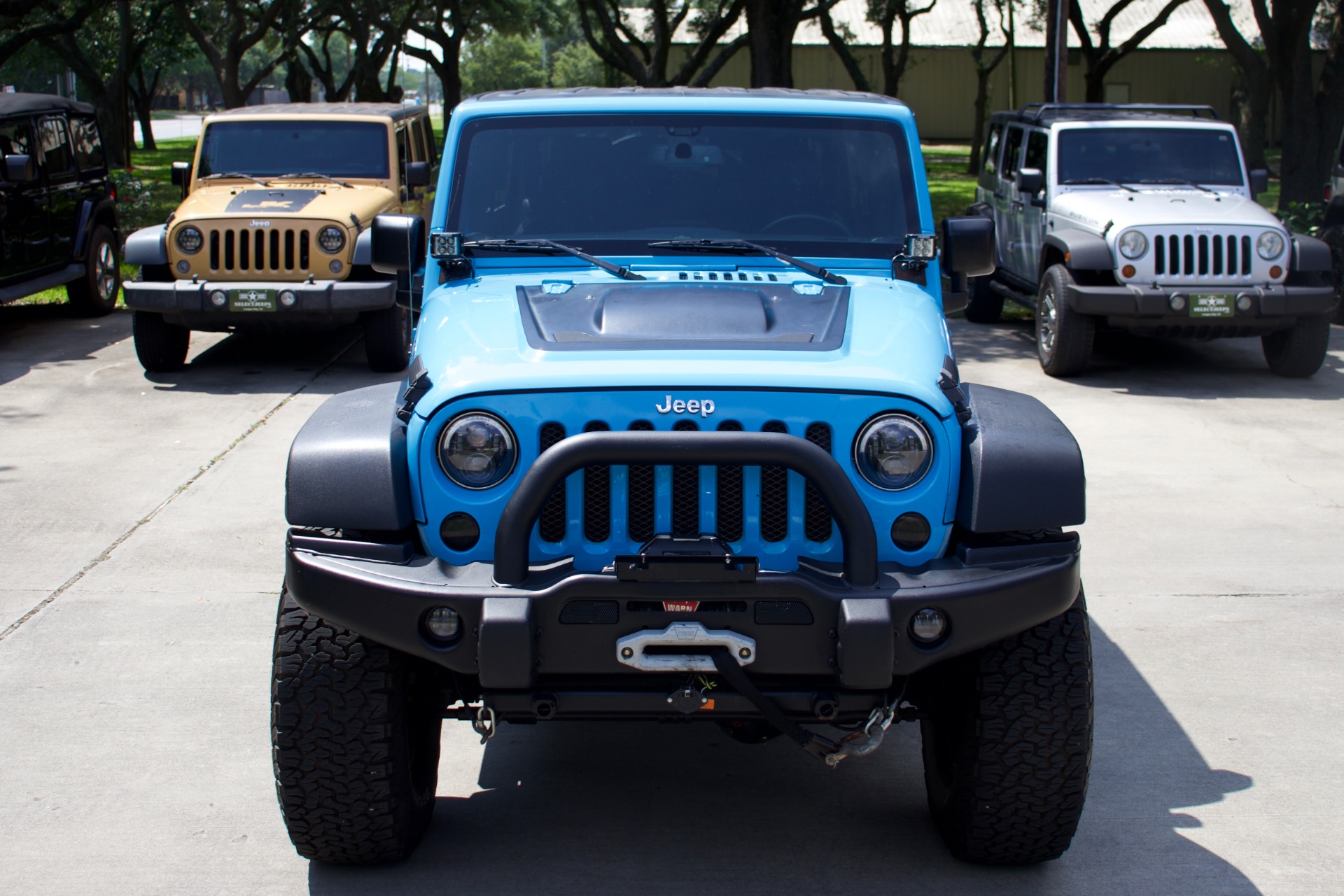 Used-2017-Jeep-Wrangler-Unlimited-Rubicon