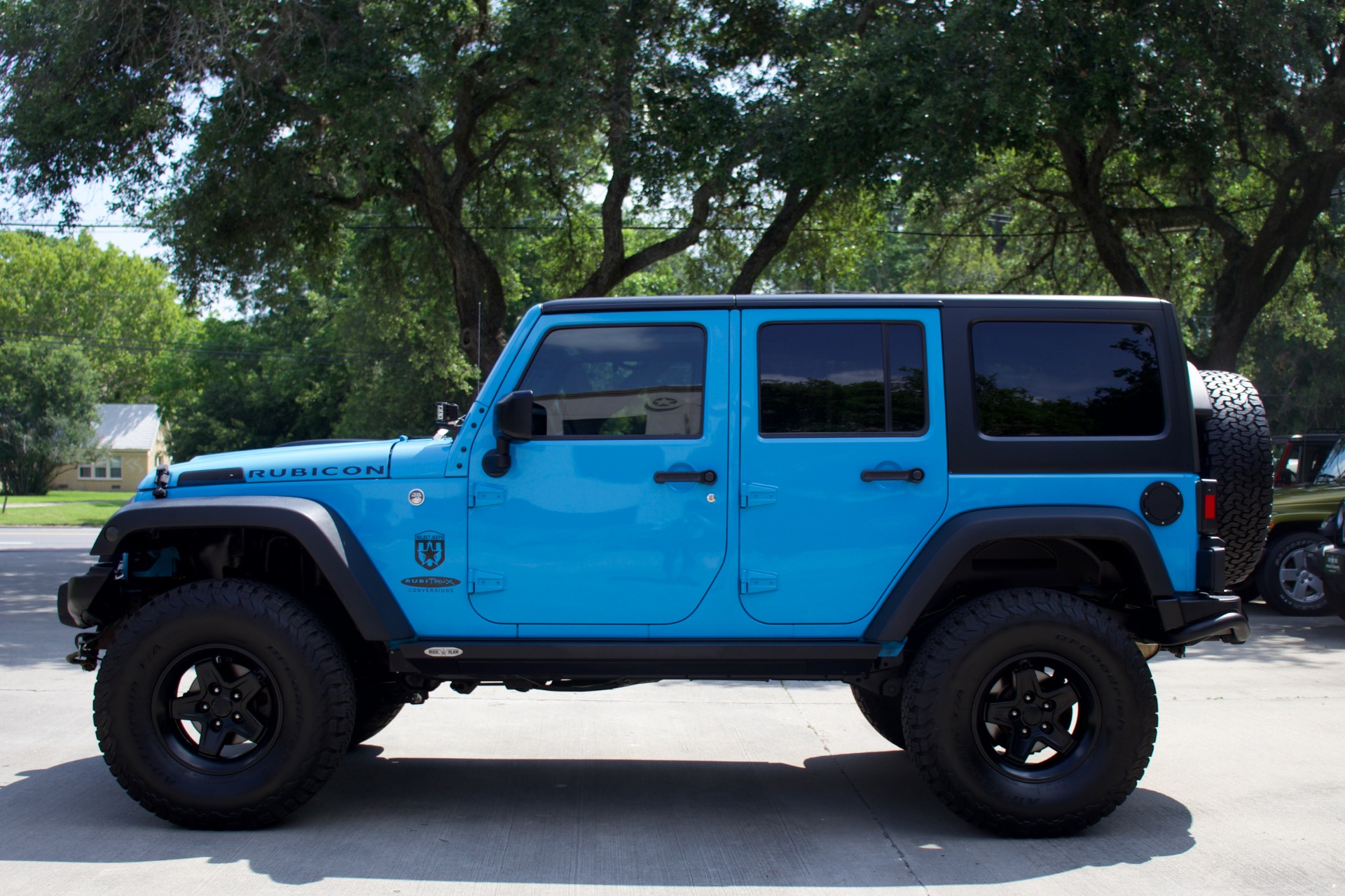 Used-2017-Jeep-Wrangler-Unlimited-Rubicon