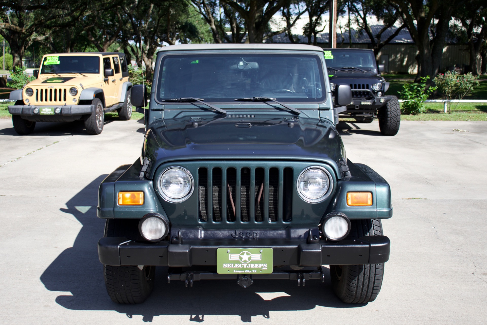 Used-2004-Jeep-Wrangler-Sahara