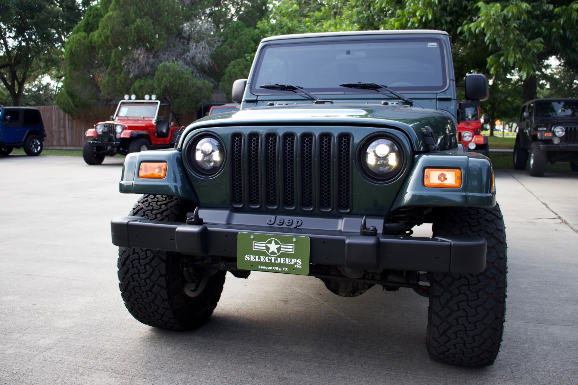 Used-2002-Jeep-Wrangler-Sahara