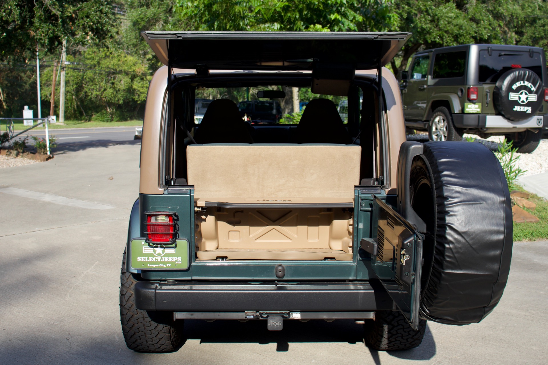 Used-2002-Jeep-Wrangler-Sahara