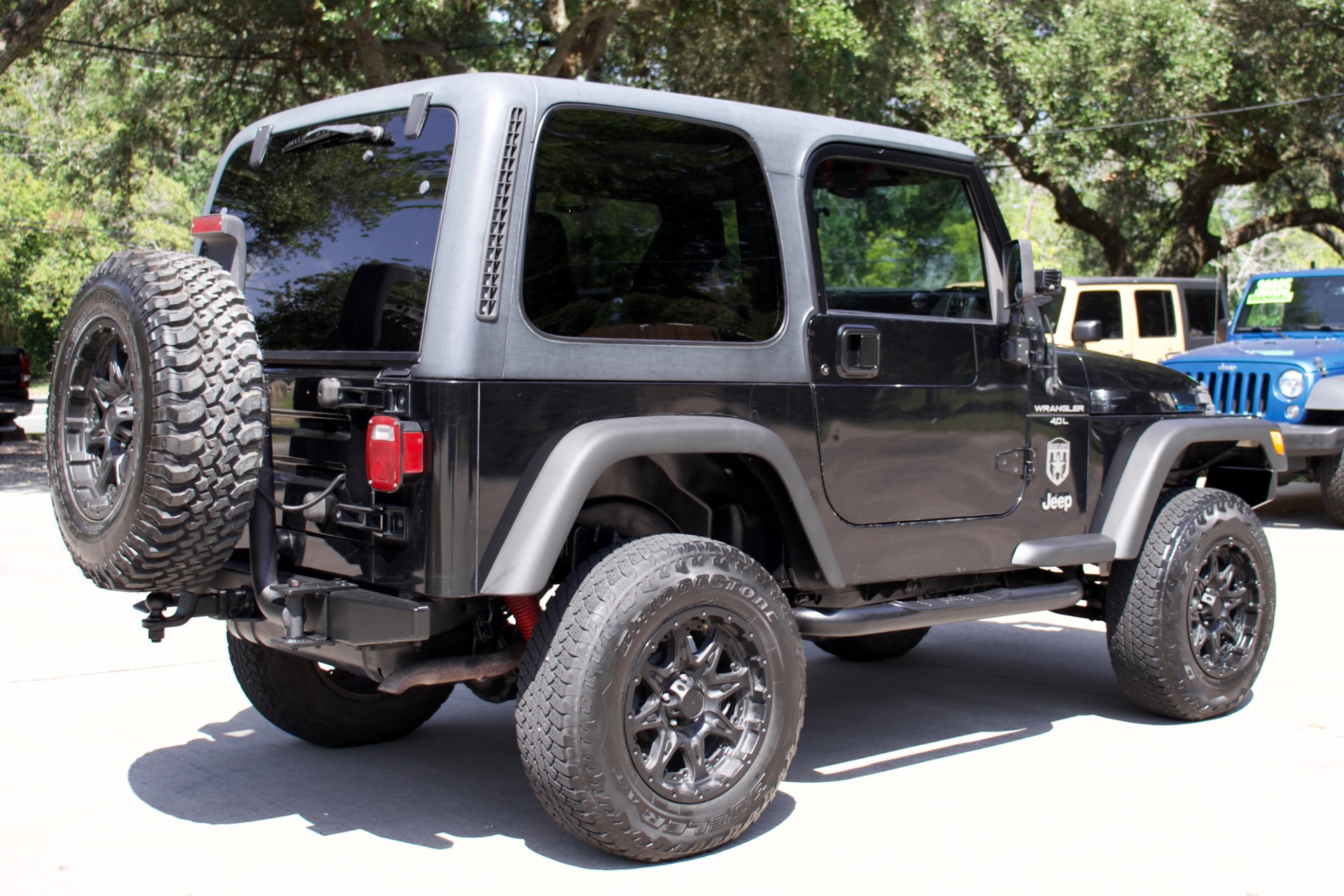 Used-2000-Jeep-Wrangler-Sport