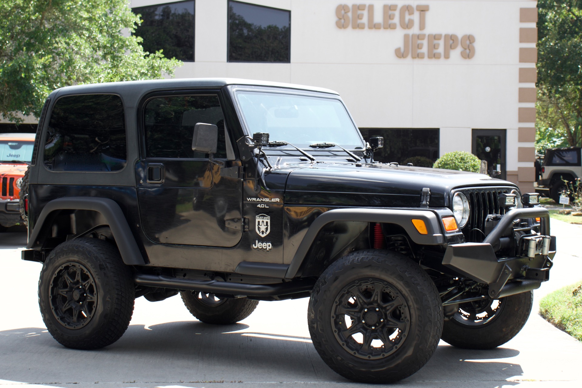 Used-2000-Jeep-Wrangler-Sport