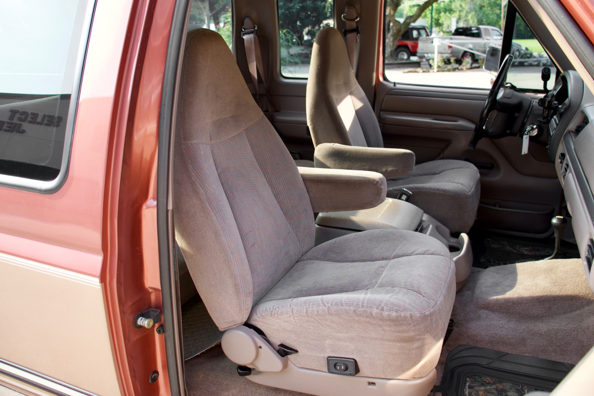 Used-1994-Ford-F-150-4x4-XLT