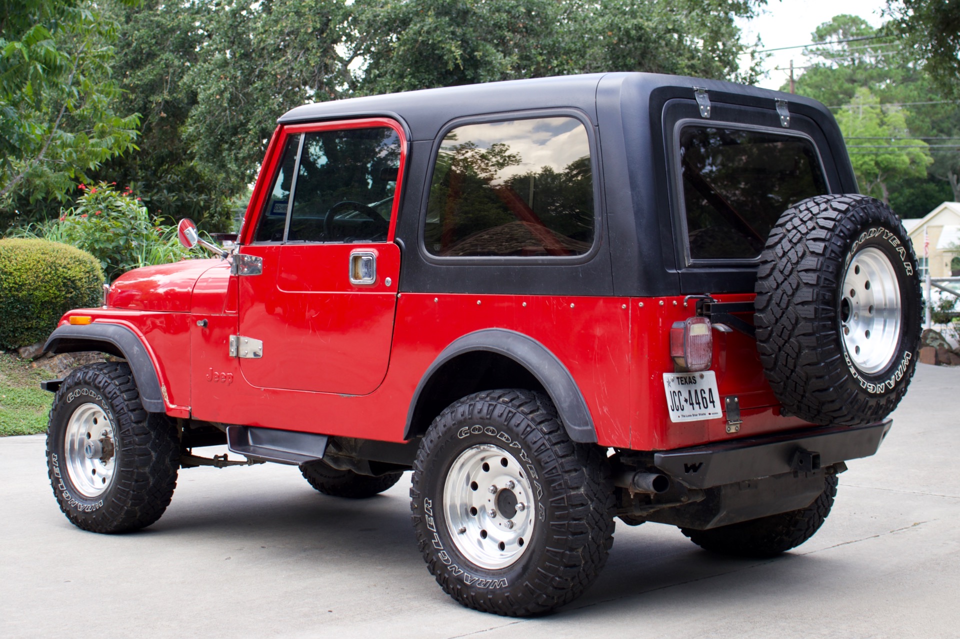 Used-1982-Jeep-CJ-7