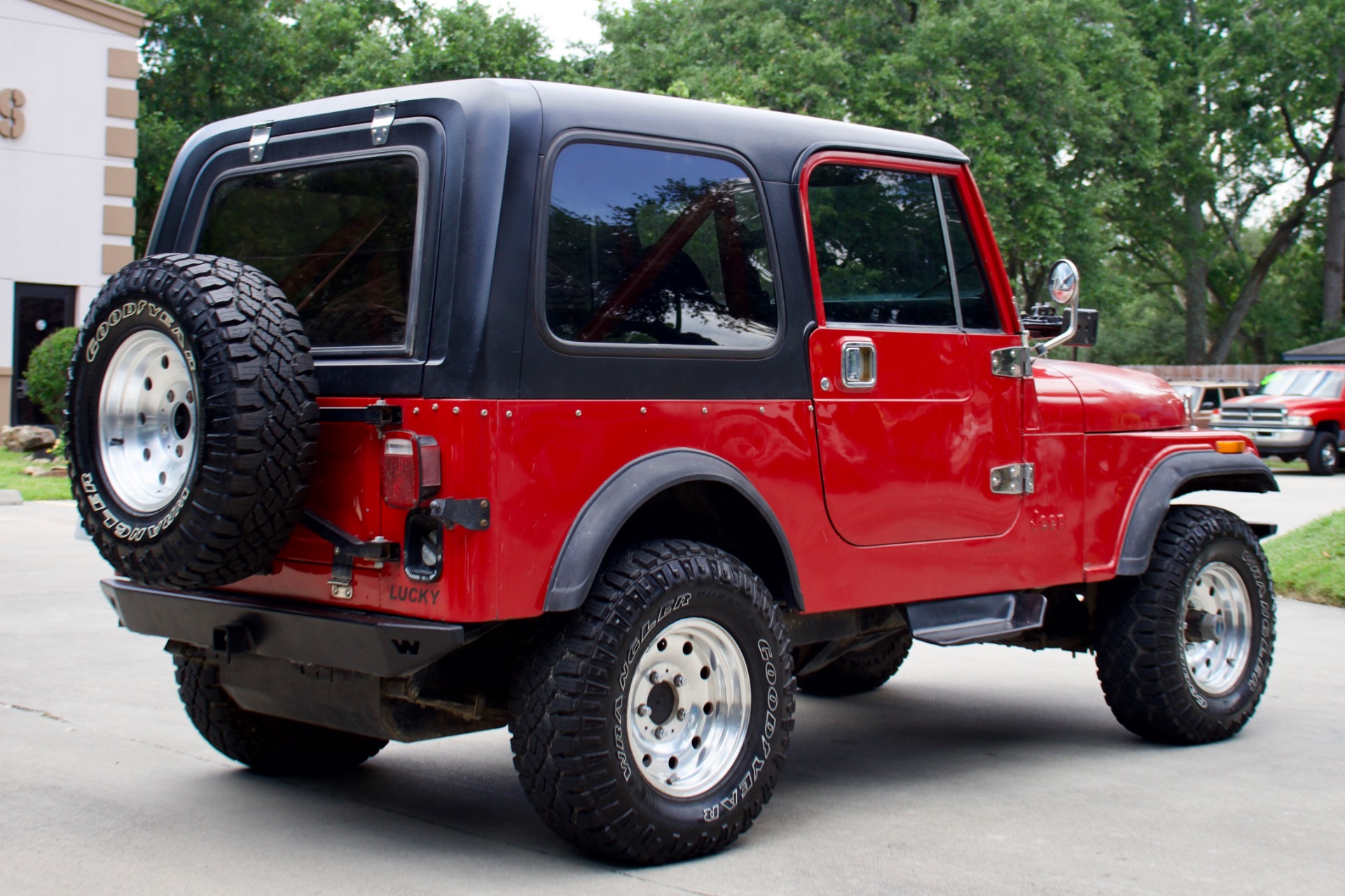 Used-1982-Jeep-CJ-7