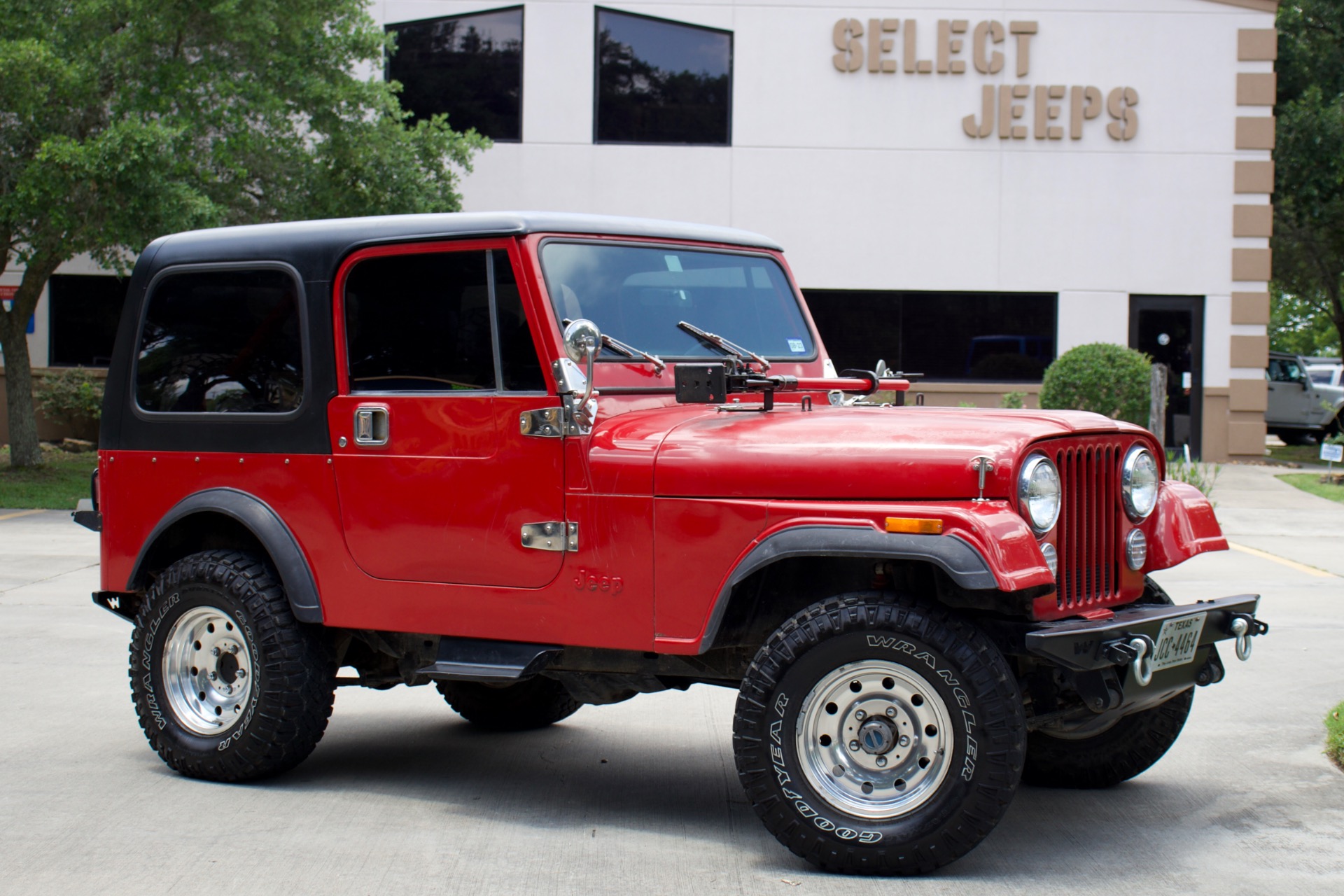 Used-1982-Jeep-CJ-7