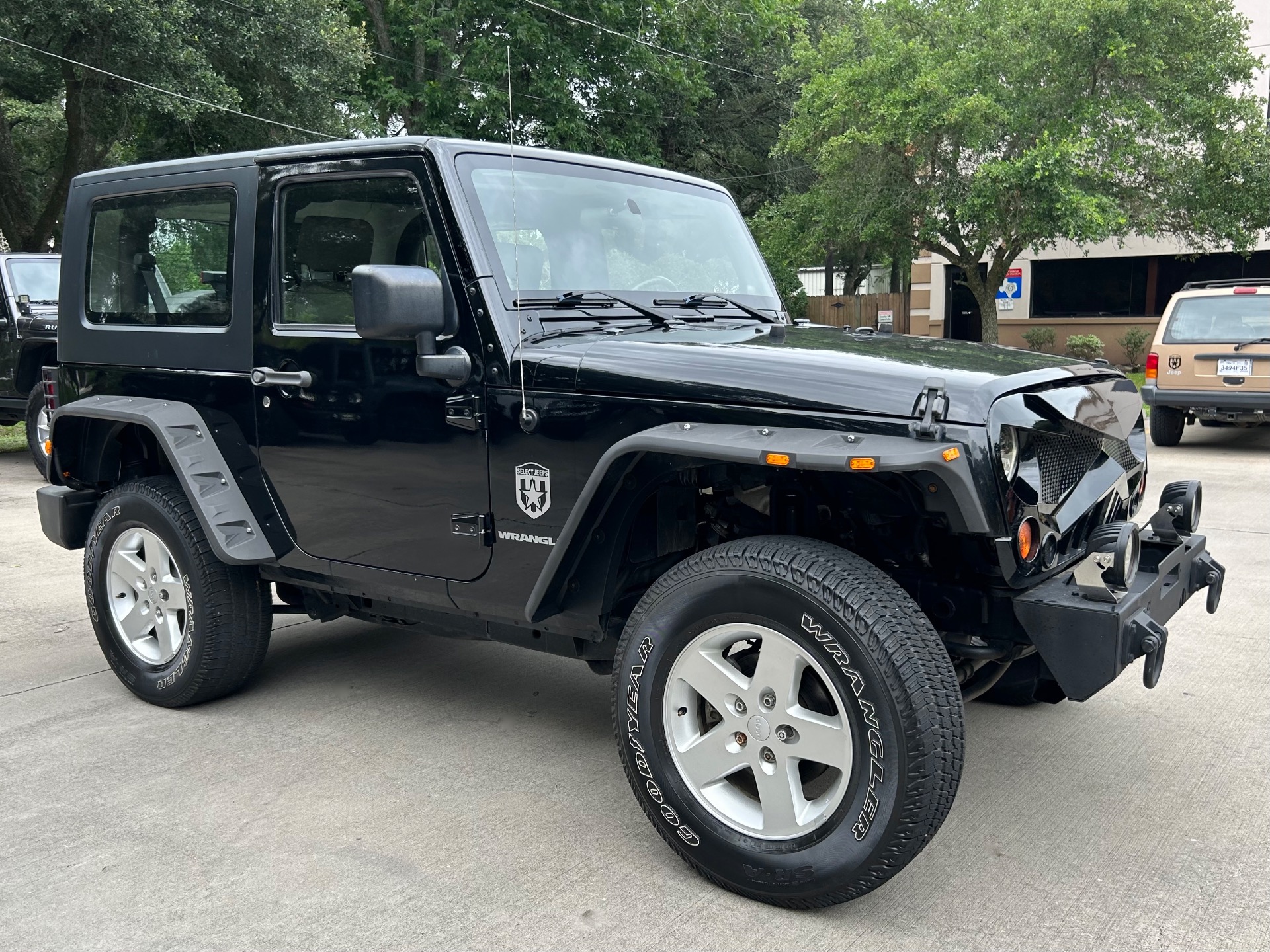 Used-2009-Jeep-Wrangler-X