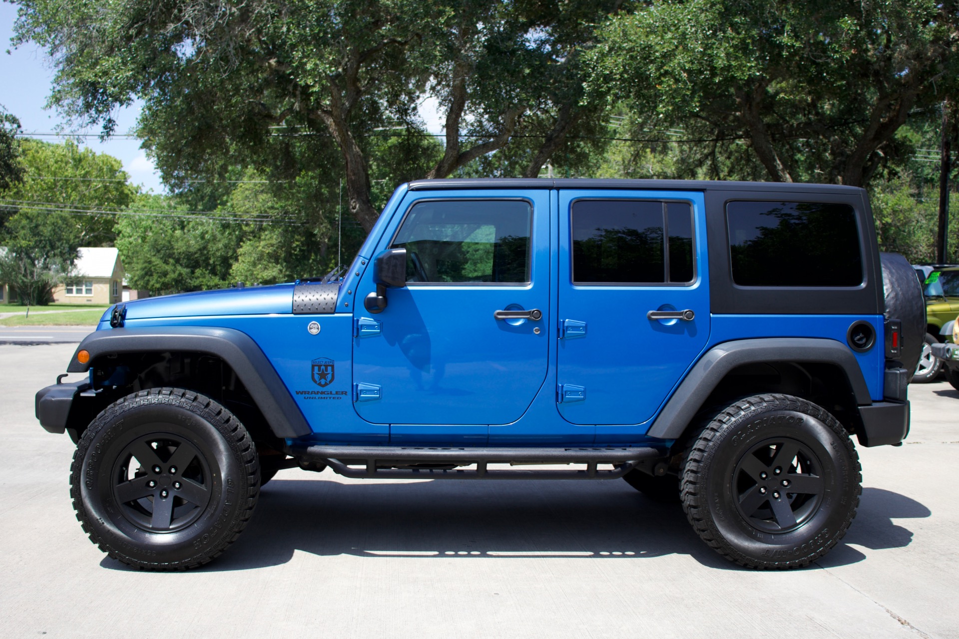 Used-2016-Jeep-Wrangler-Unlimited-Sport-S