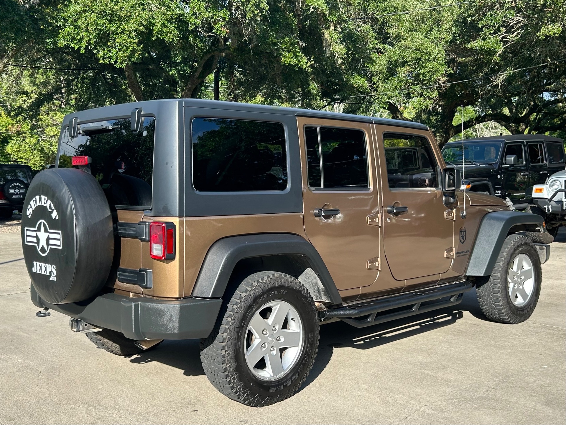 Used-2015-Jeep-Wrangler-Unlimited-Sport