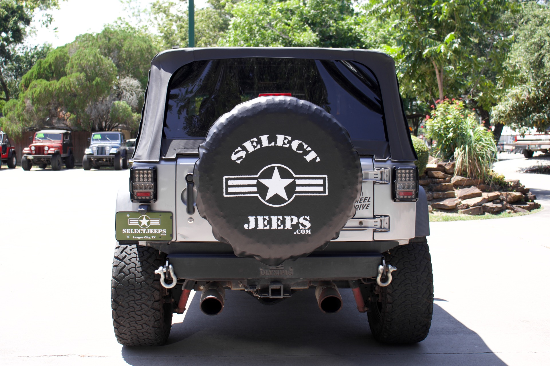 Used-2014-Jeep-Wrangler-Willys-Wheeler-Edition