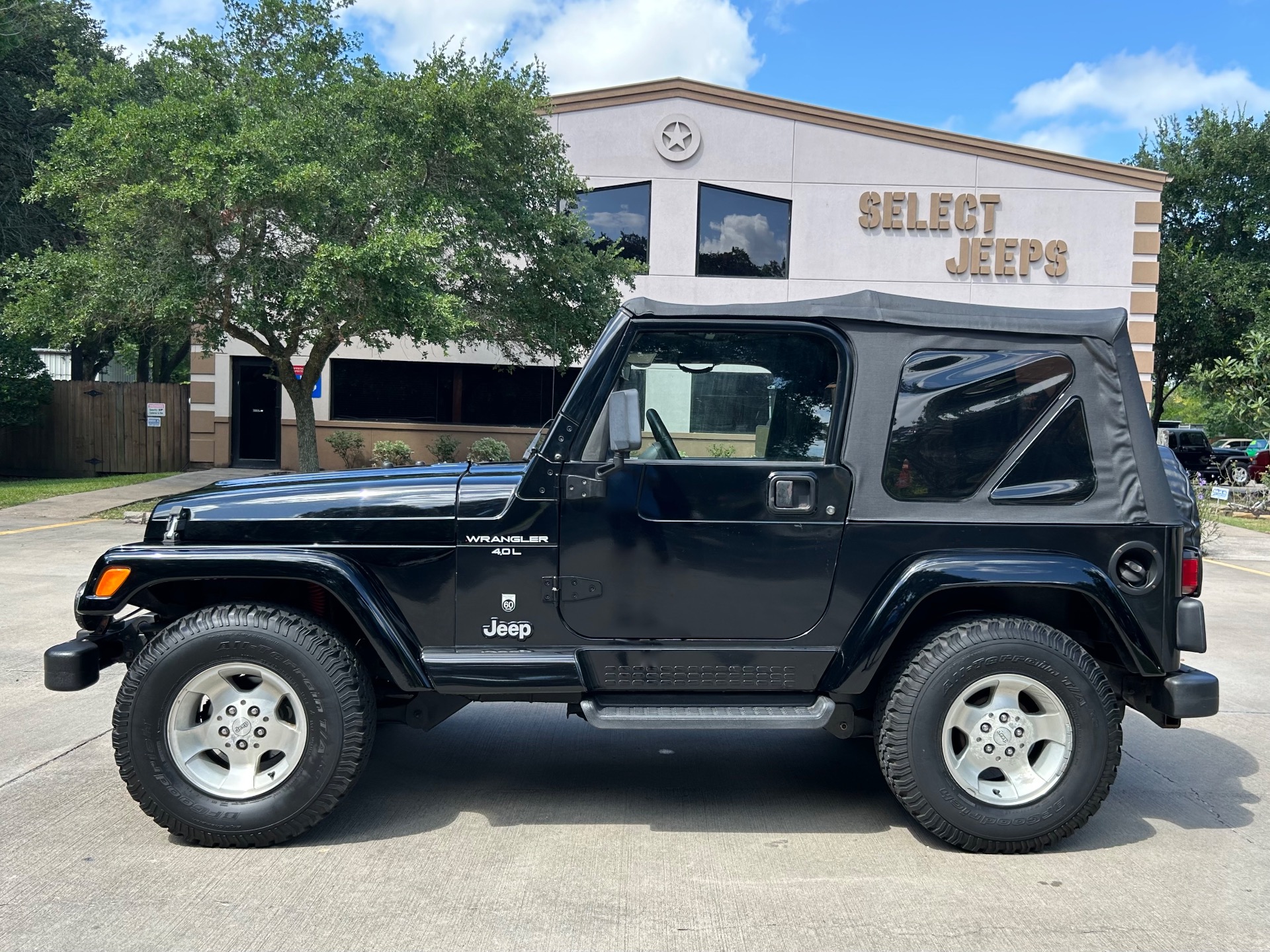 Used-2001-Jeep-Wrangler-Sport