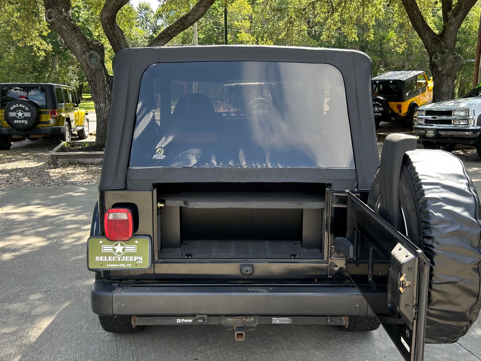 Used-2001-Jeep-Wrangler-Sport