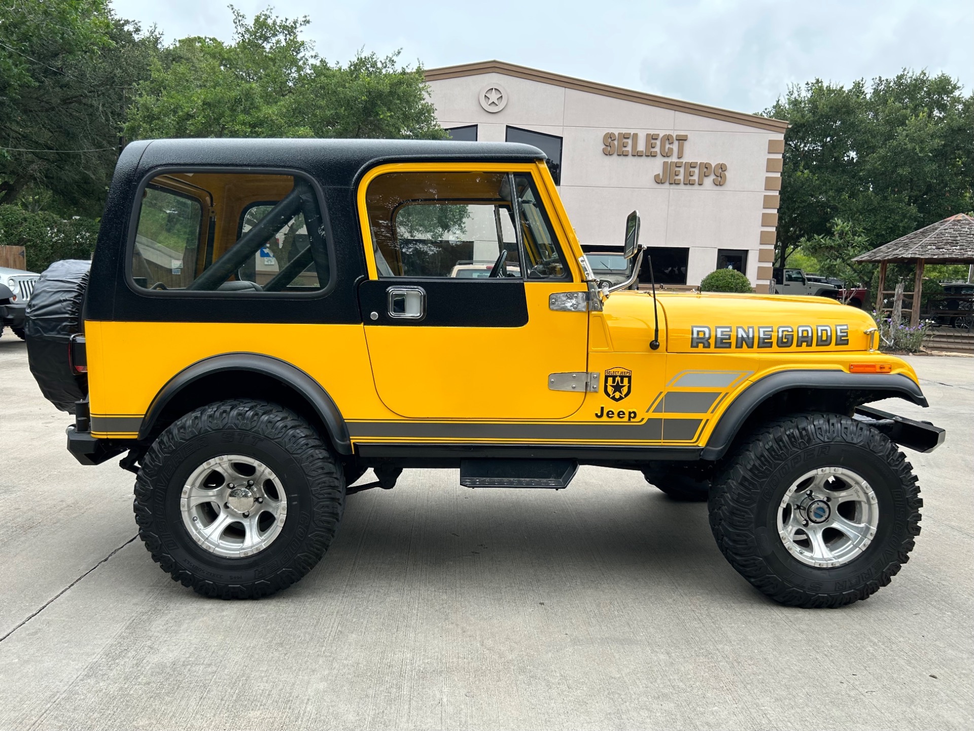 Used-1984-Jeep-CJ-7-RENEGADE