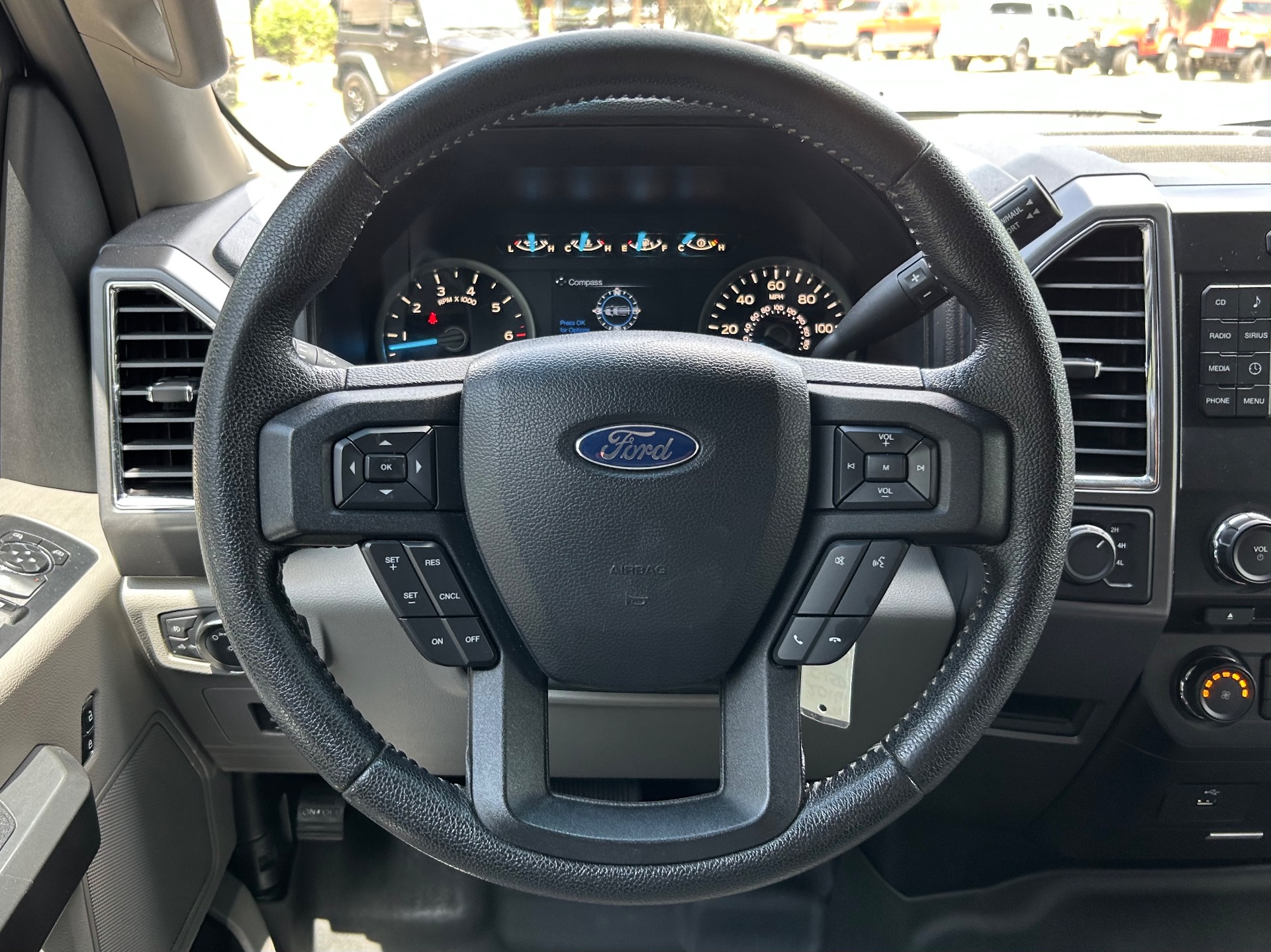 Used-2016-Ford-F-150-XLT