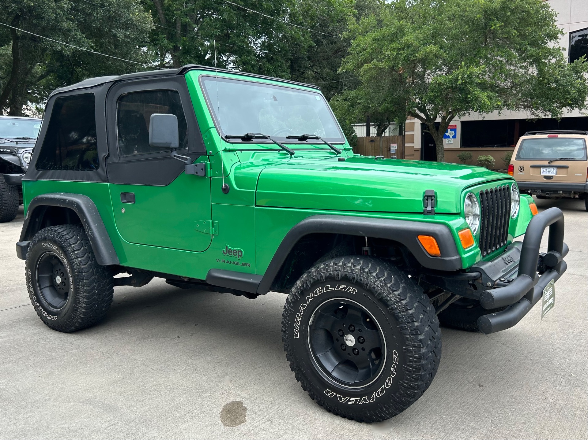 Used-2005-Jeep-Wrangler-SE