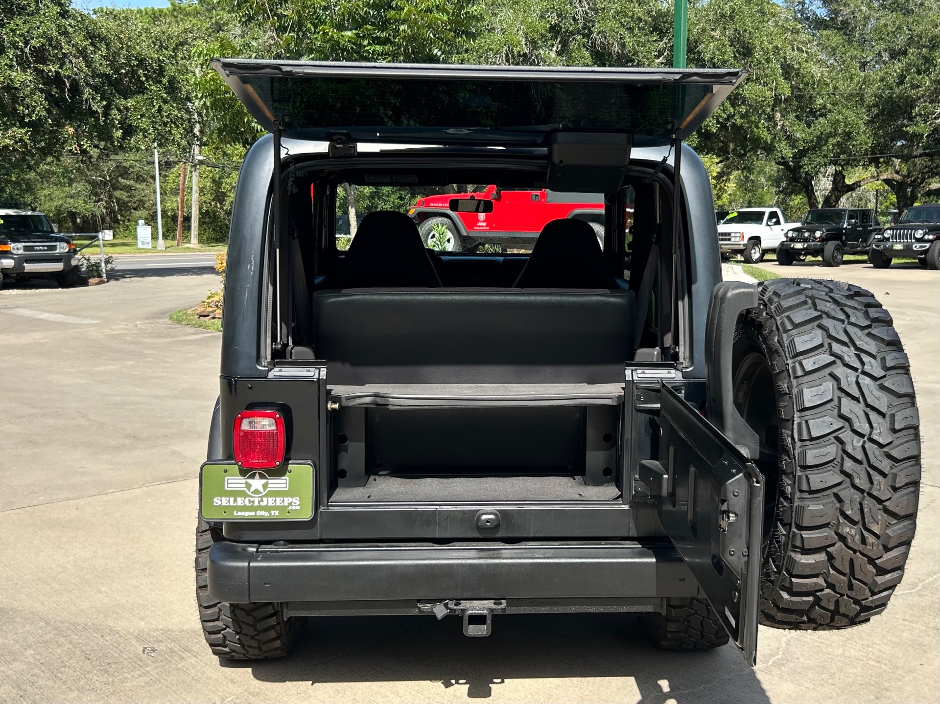 Used-2000-Jeep-Wrangler-Sport