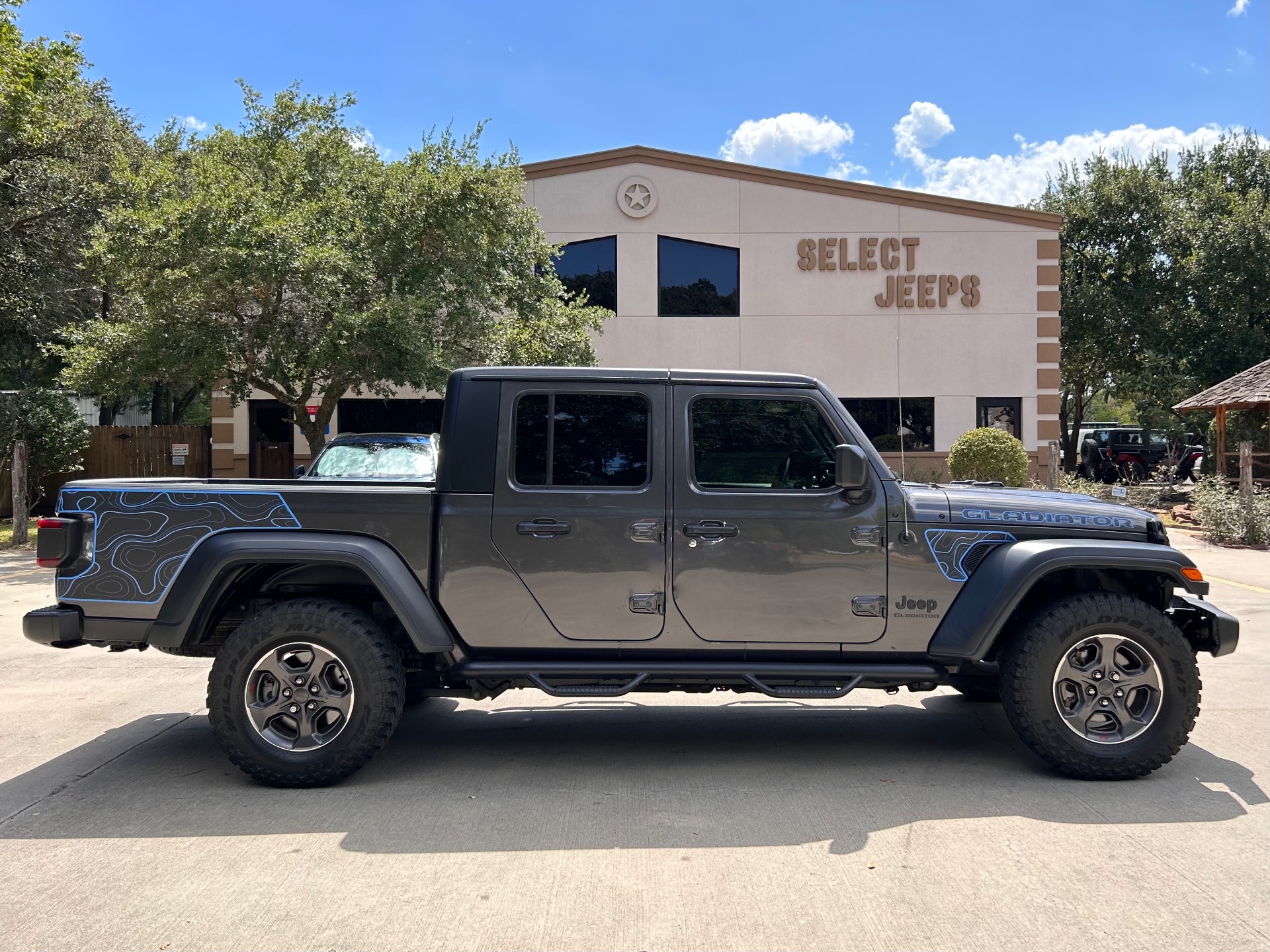 Used-2020-Jeep-Gladiator-Sport