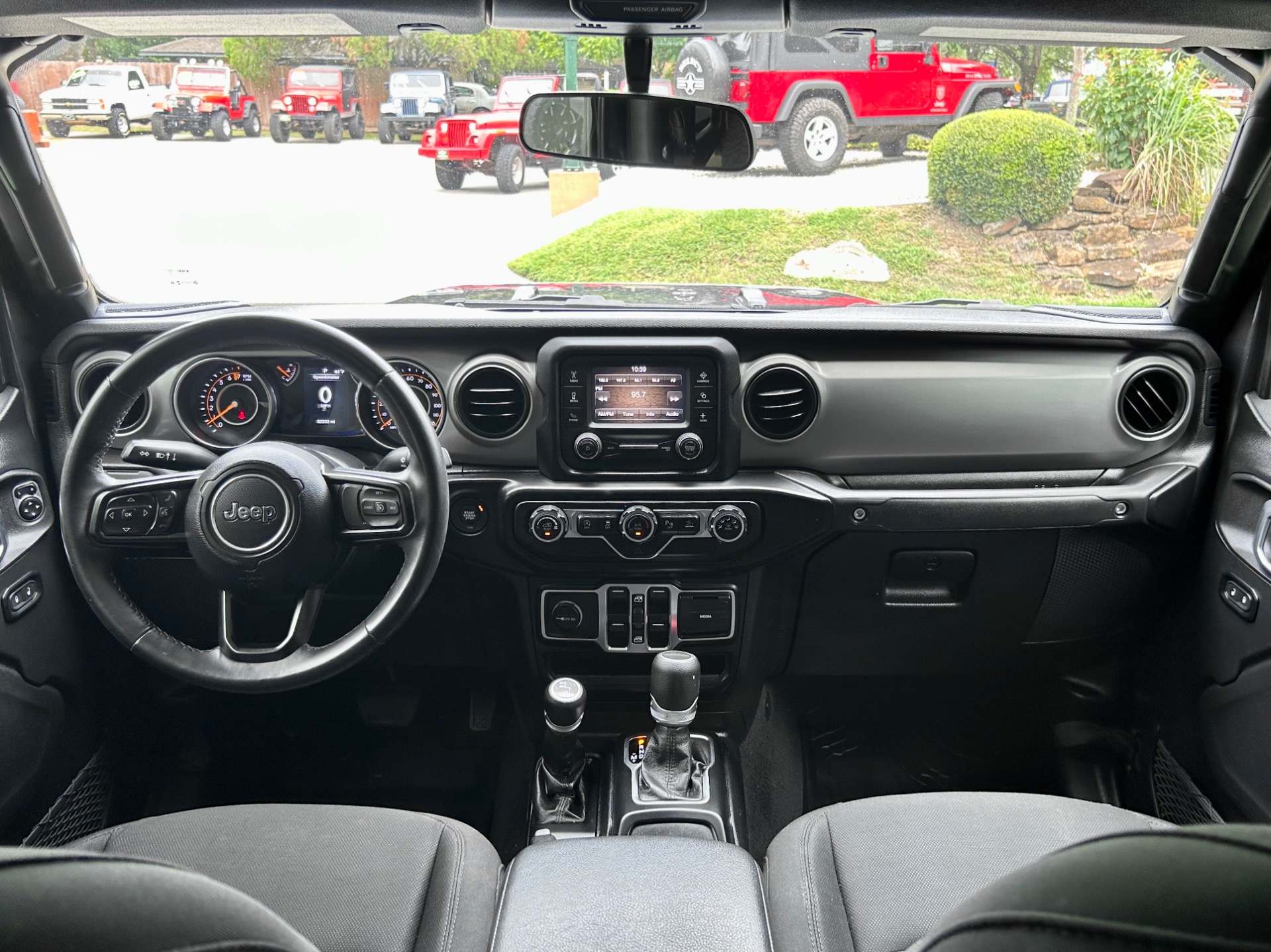 Used-2020-Jeep-Gladiator-Sport