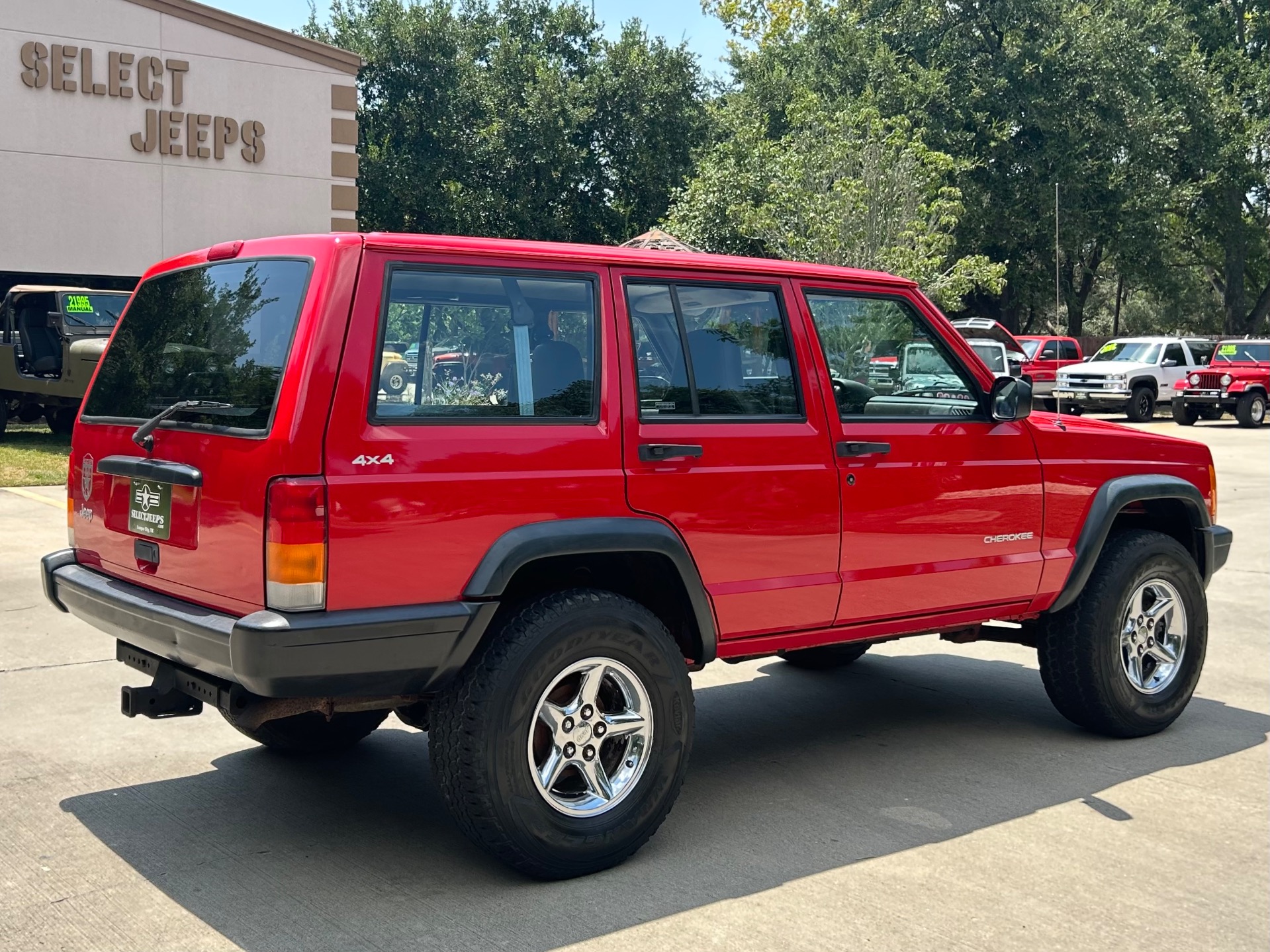 Used-1999-Jeep-Cherokee-SE