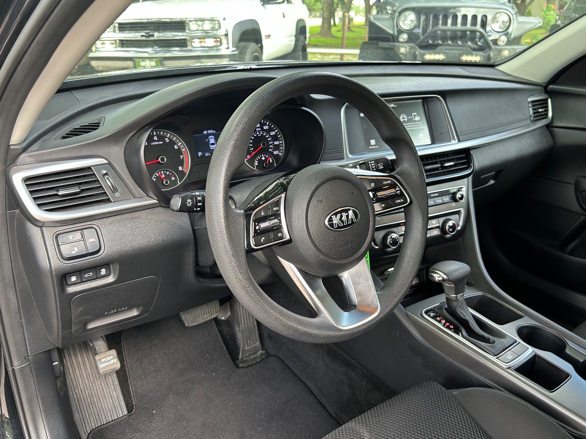 Used-2020-Kia-Optima-LX