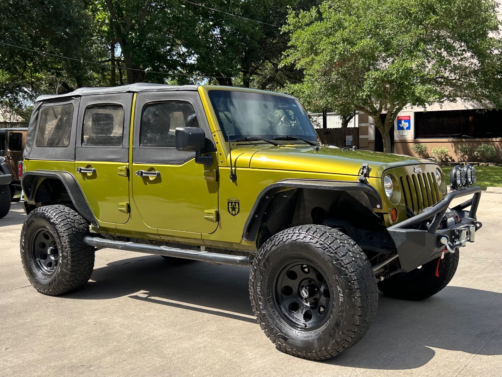 Used-2008-Jeep-Wrangler-Unlimited-X