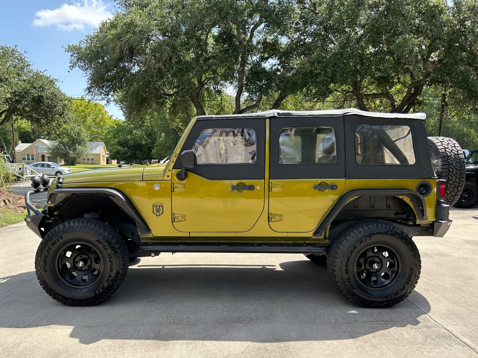 Used-2008-Jeep-Wrangler-Unlimited-X