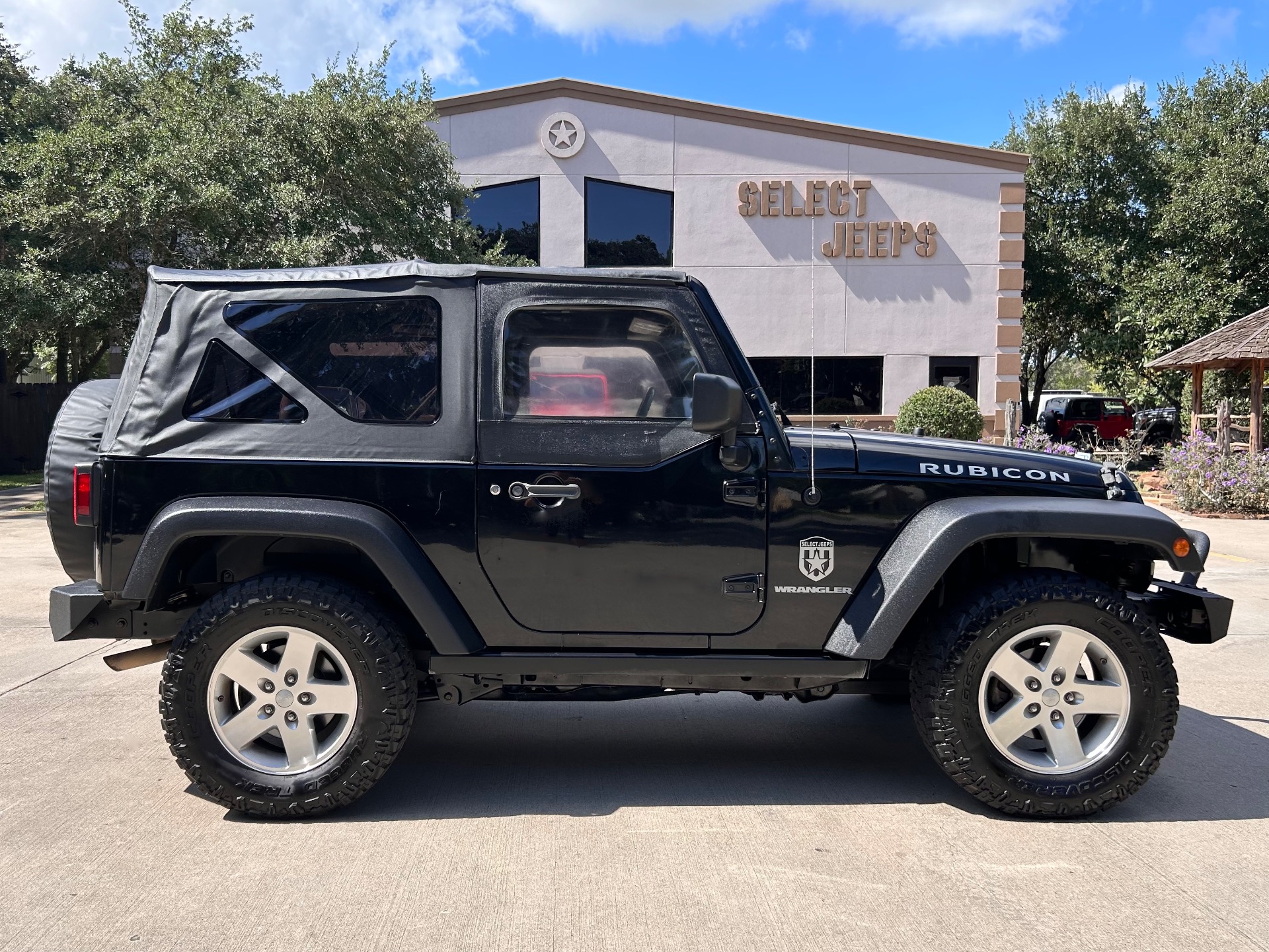 Used-2008-Jeep-Wrangler-Rubicon