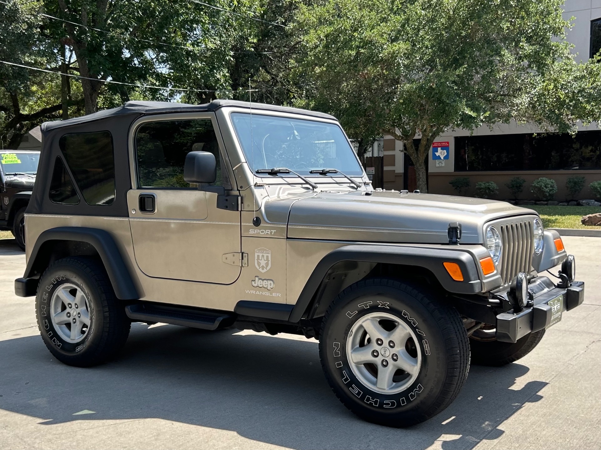 Used-2004-Jeep-Wrangler-Sport