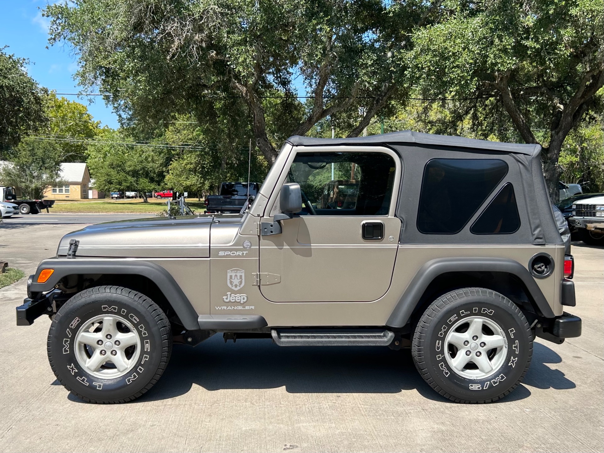 Used-2004-Jeep-Wrangler-Sport