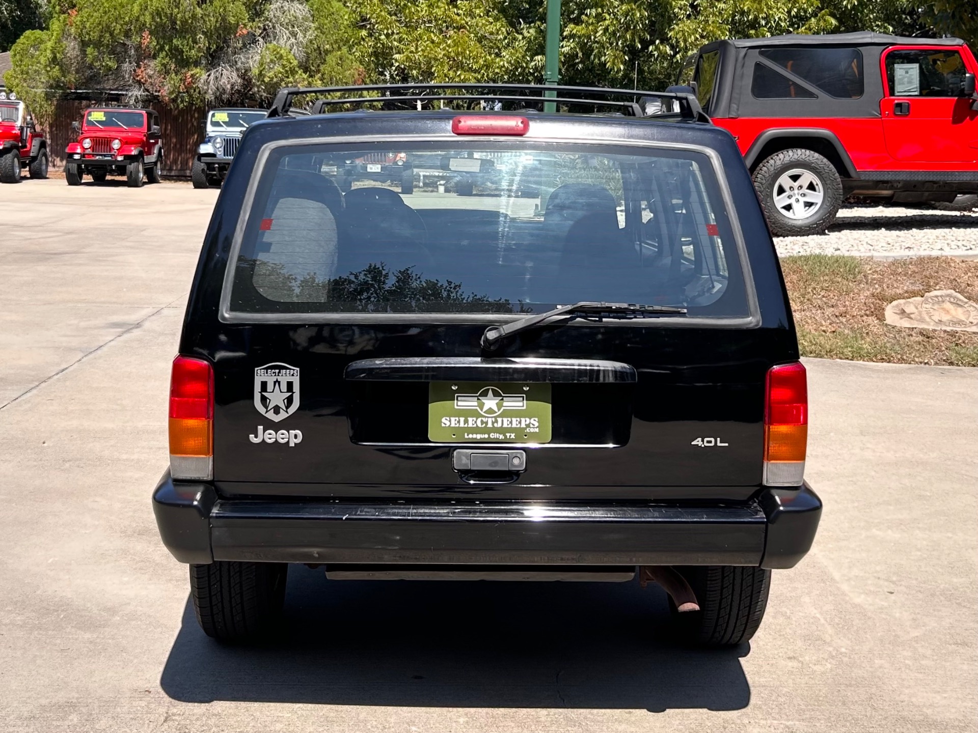 Used-1999-Jeep-Cherokee-Sport