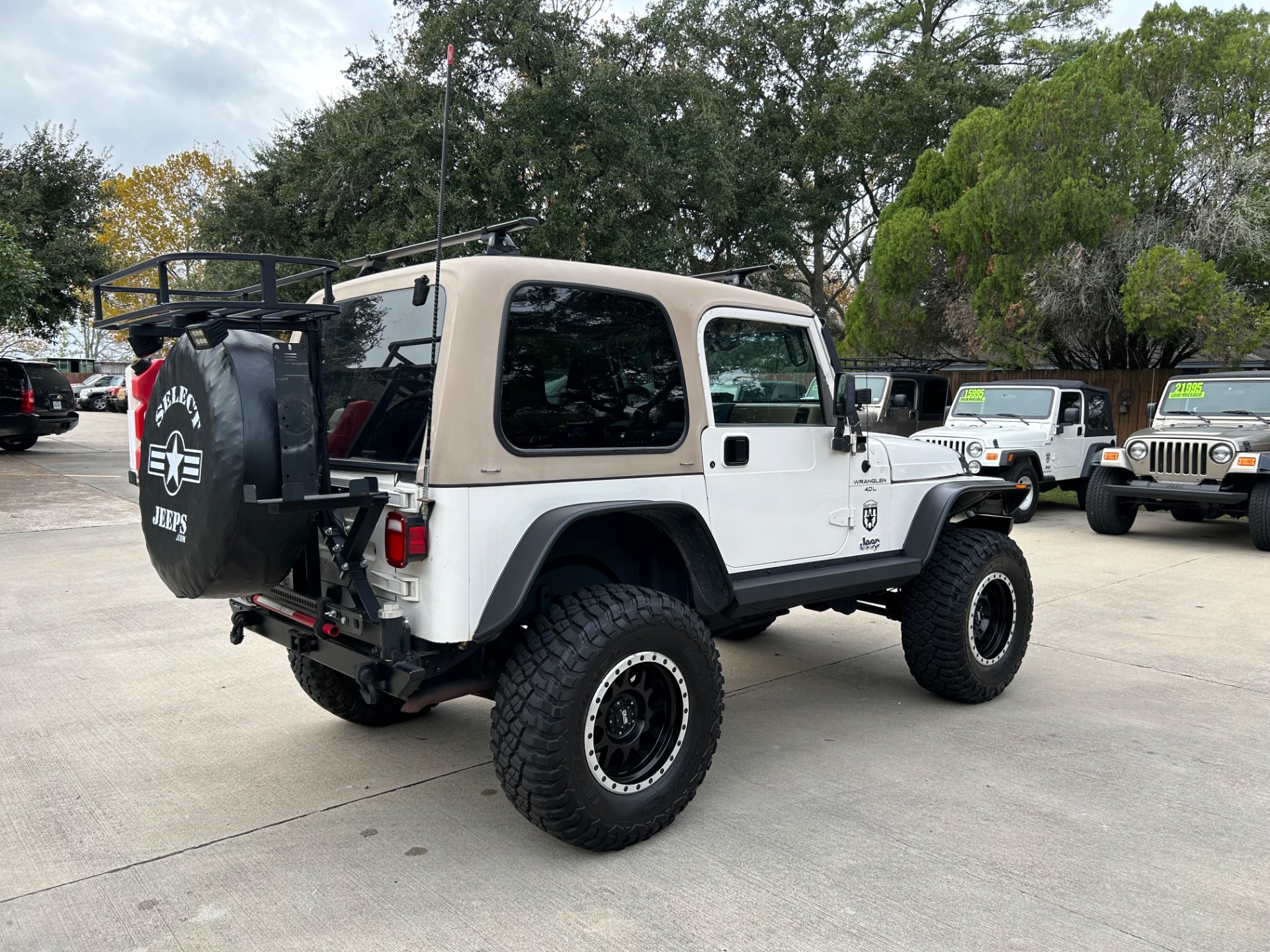 Used-2001-Jeep-Wrangler-Sahara