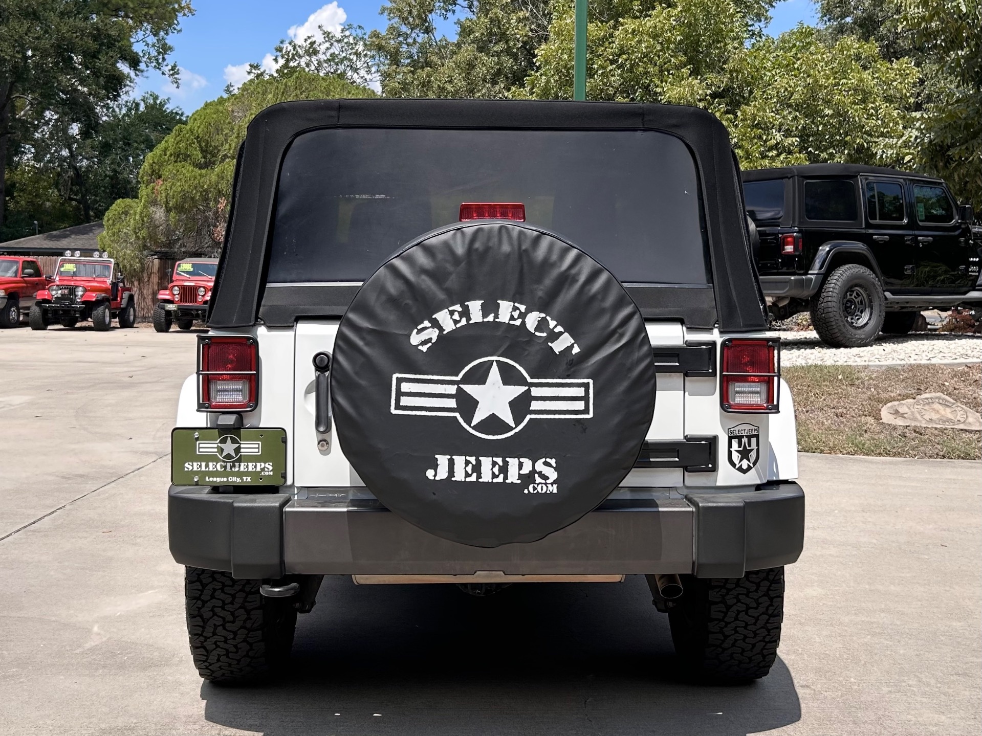 Used-2017-Jeep-Wrangler-Freedom