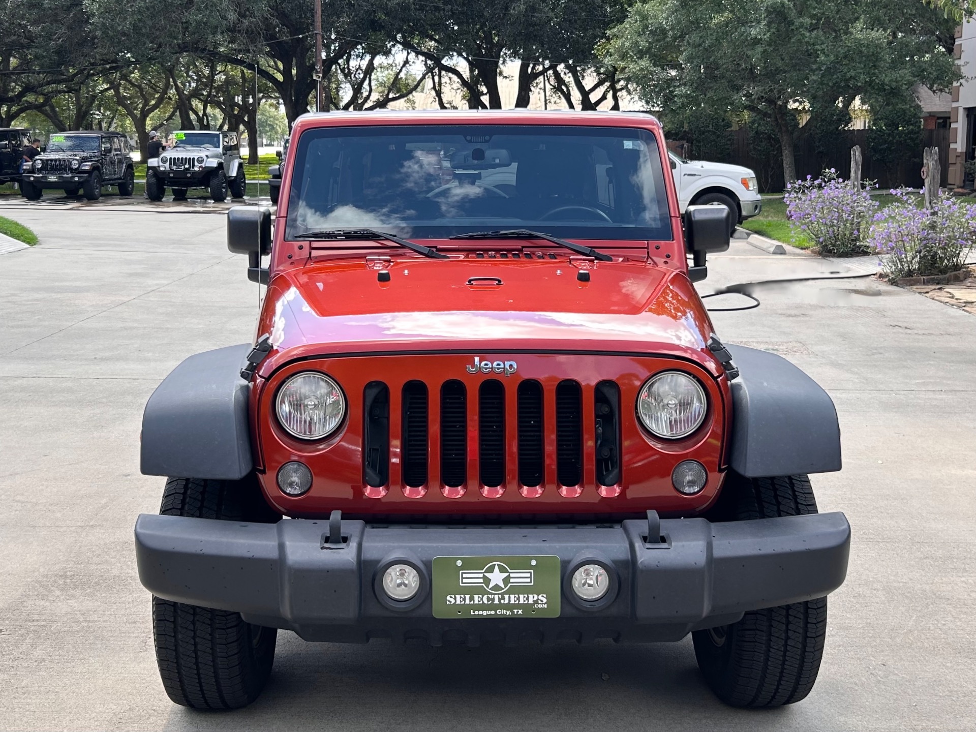 Used-2014-Jeep-Wrangler-Unlimited-Sport