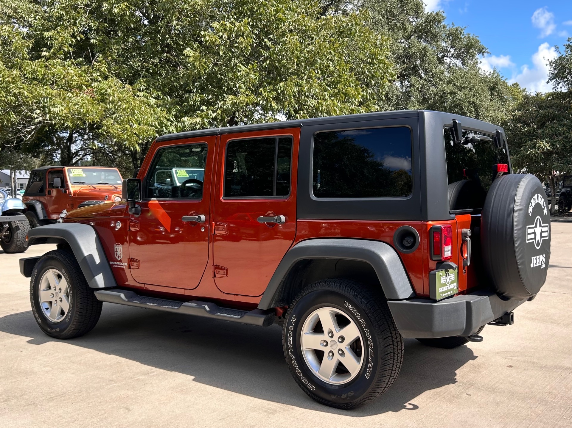 Used-2014-Jeep-Wrangler-Unlimited-Sport