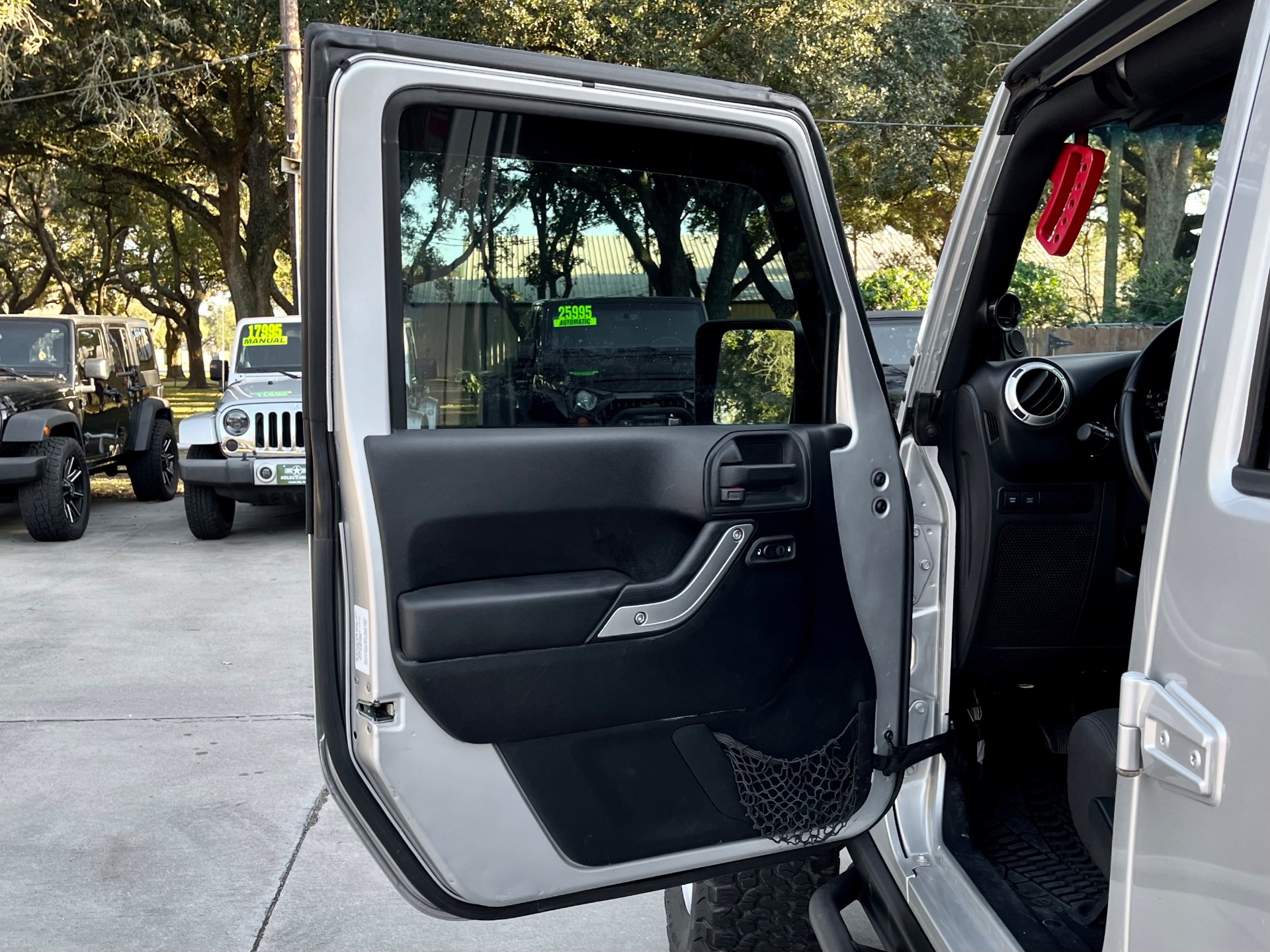 Used 2011 Jeep Wrangler Unlimited Rubicon For Sale ($23,995) | Select ...