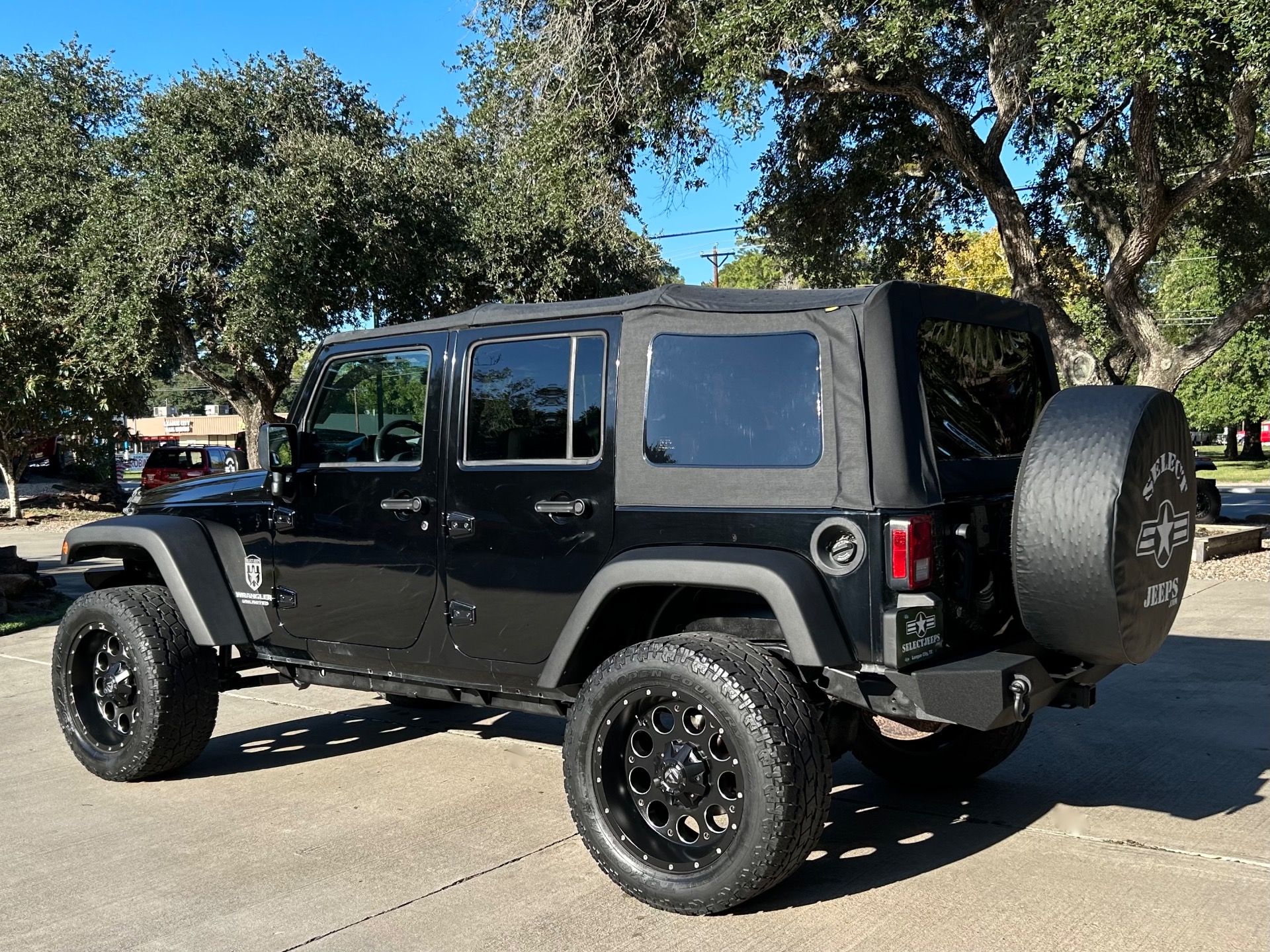 Used-2008-Jeep-Wrangler-Unlimited-X