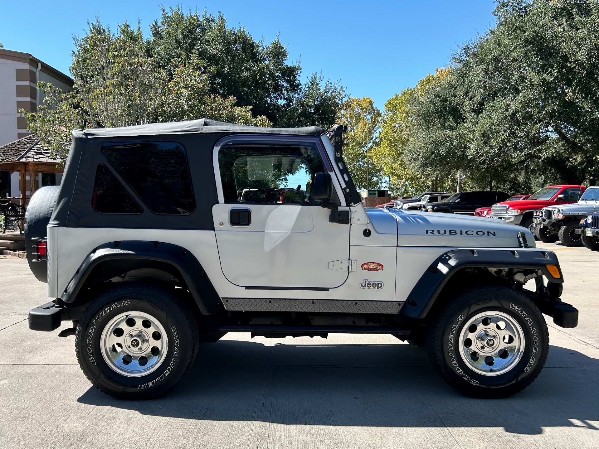 Used-2003-Jeep-Wrangler-Rubicon